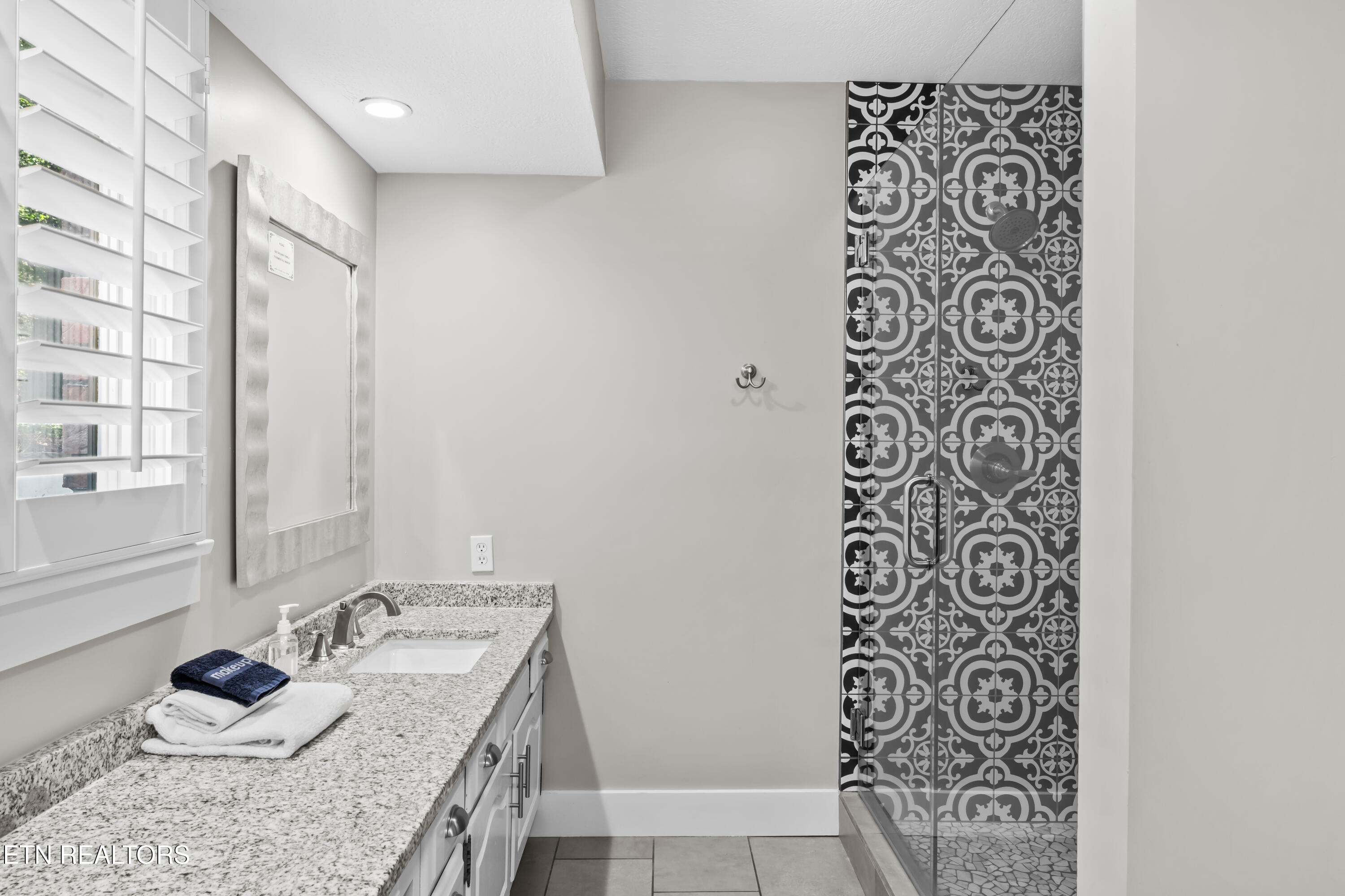1056 Topside Drive Sevierville TN 37862
