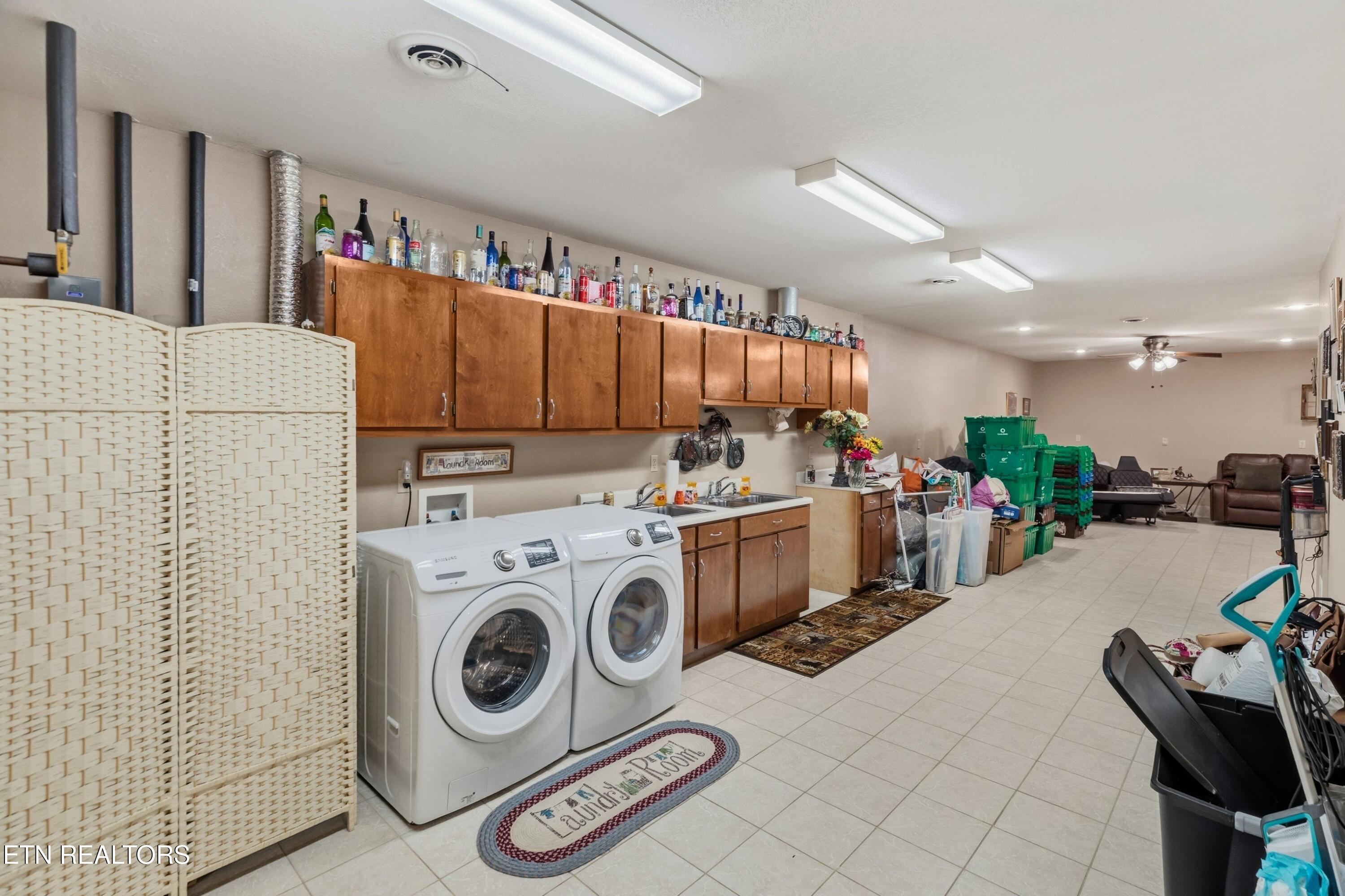 1900 U.s. 321 Parrottsville TN 37843