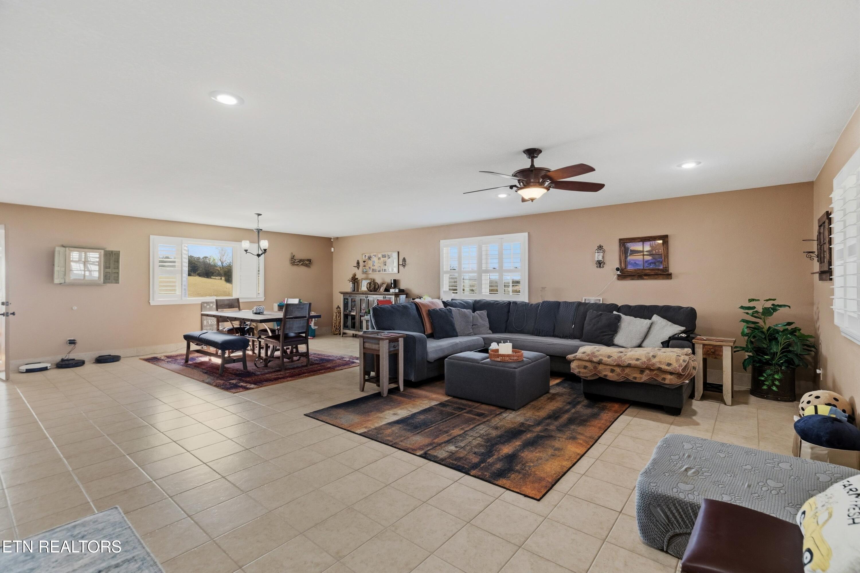 1900 U.s. 321 Parrottsville TN 37843