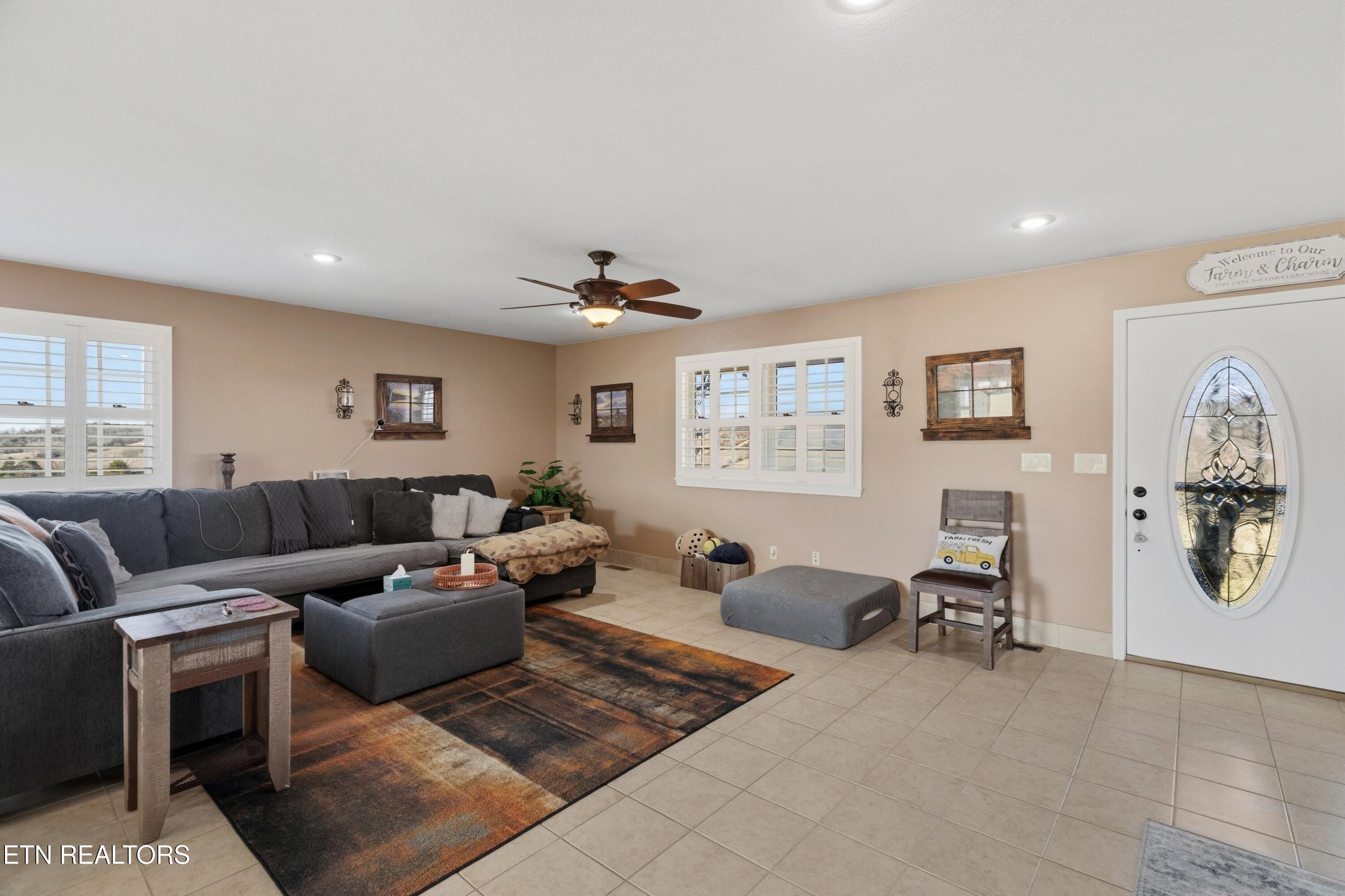 1900 U.s. 321 Parrottsville TN 37843