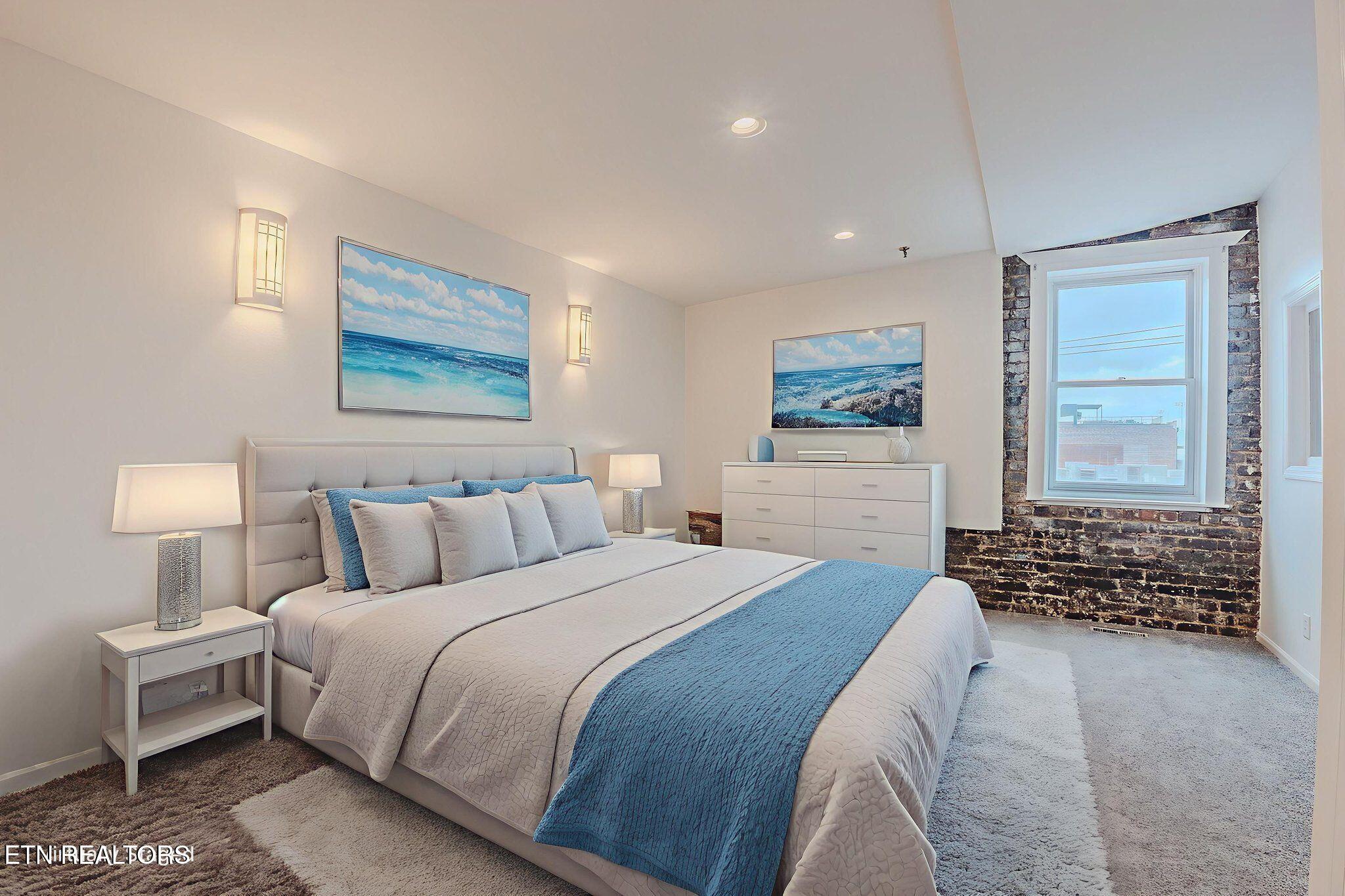 105 W Jackson Avenue Knoxville TN 37902