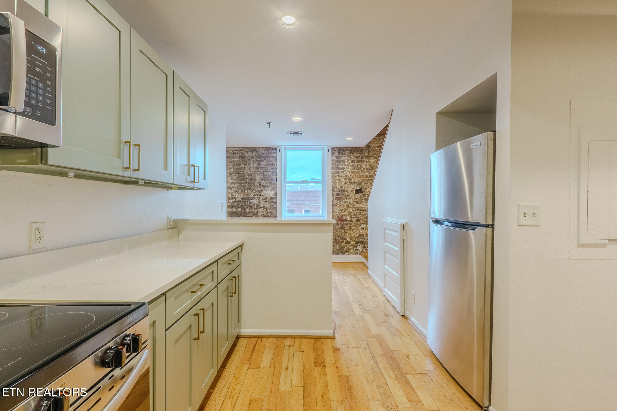 105 W Jackson Avenue Knoxville TN 37902