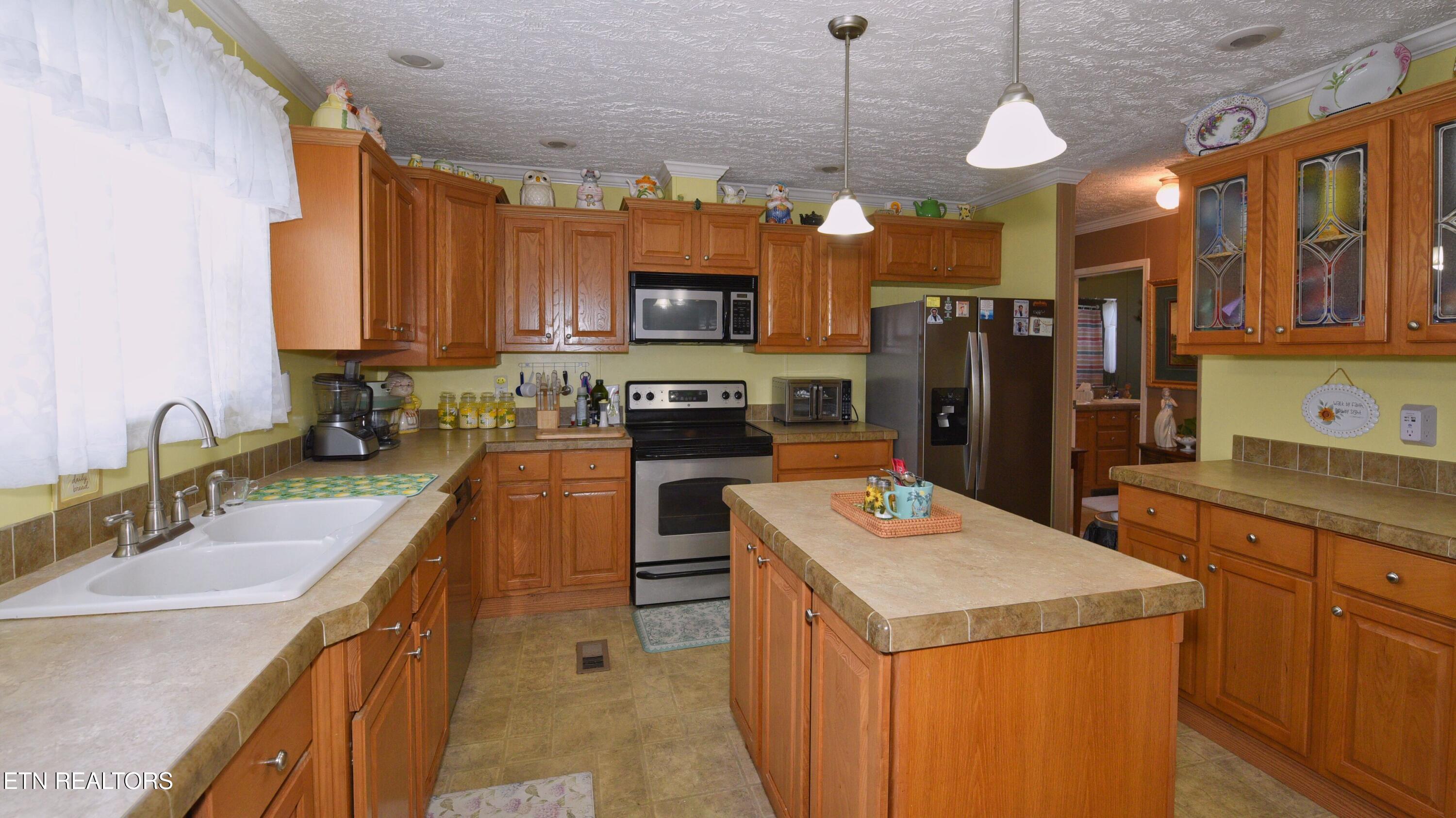 2331 Binginham Sevierville TN 37876