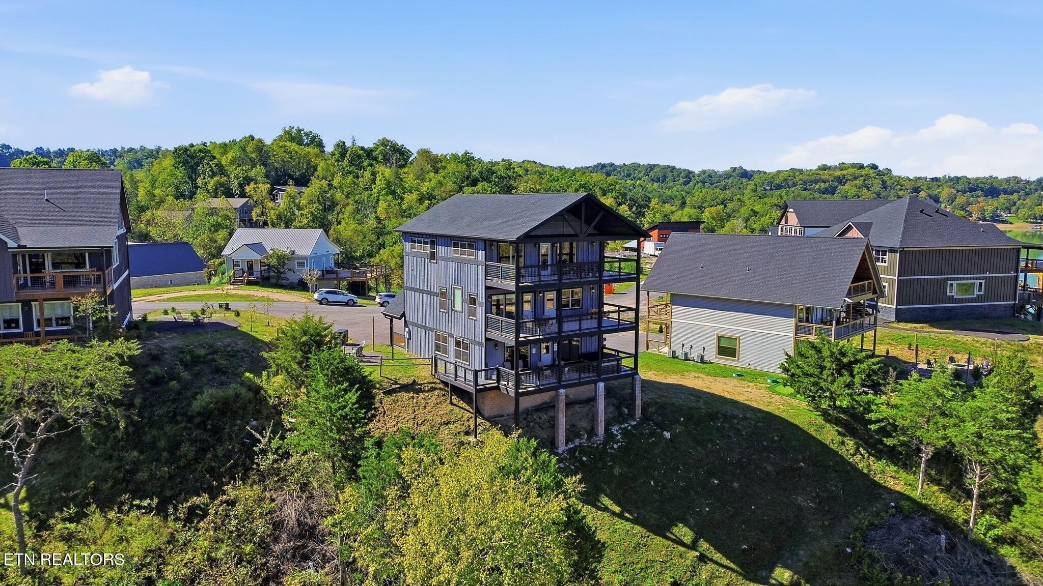 1128 Sanctuary Shores Way Sevierville TN 37876