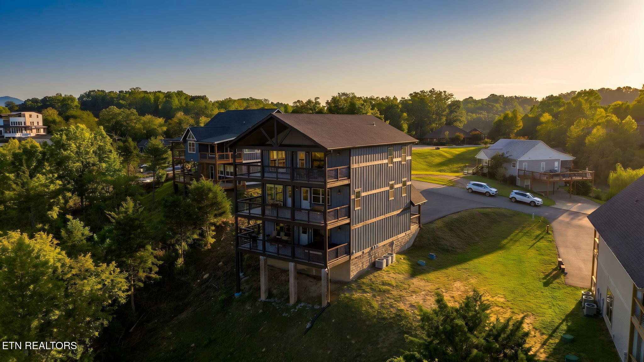 1128 Sanctuary Shores Way Sevierville TN 37876