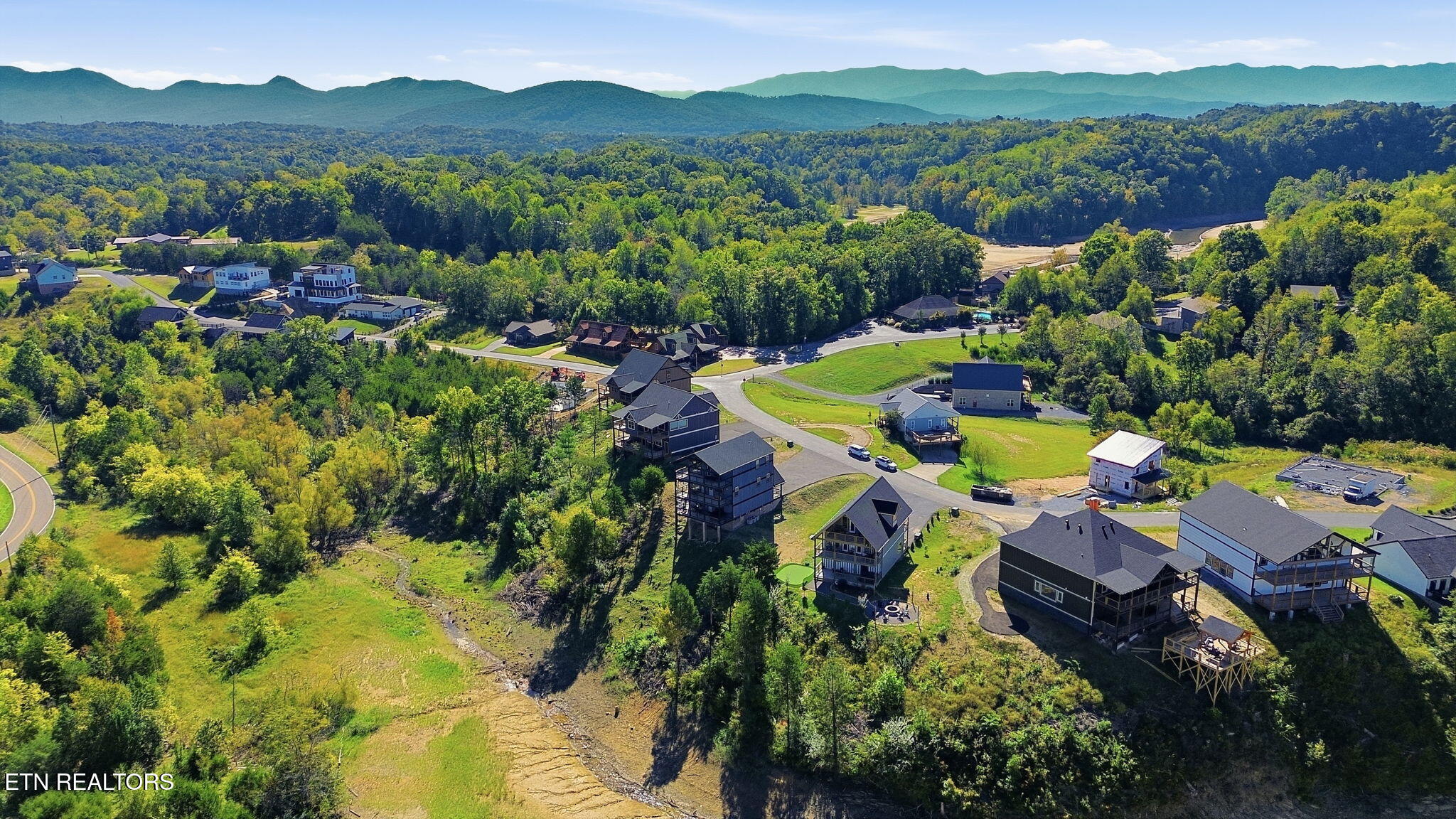 1128 Sanctuary Shores Way Sevierville TN 37876