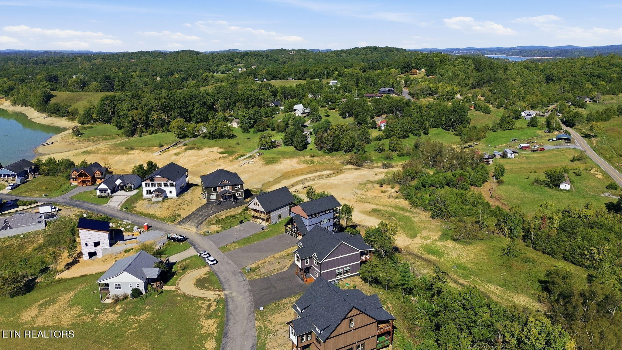 1128 Sanctuary Shores Way Sevierville TN 37876