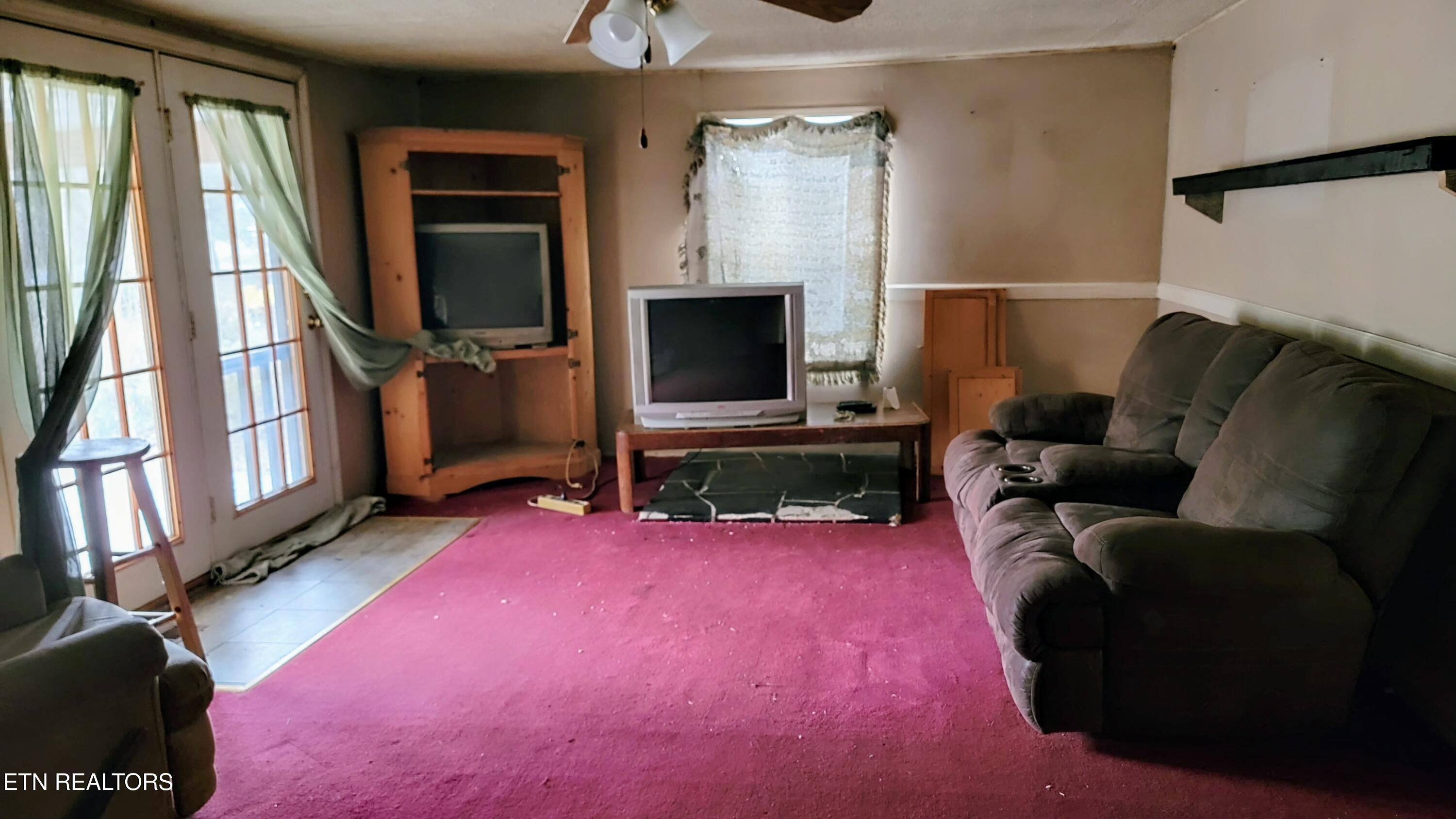 614 Mehaffey Road Powell TN 37849