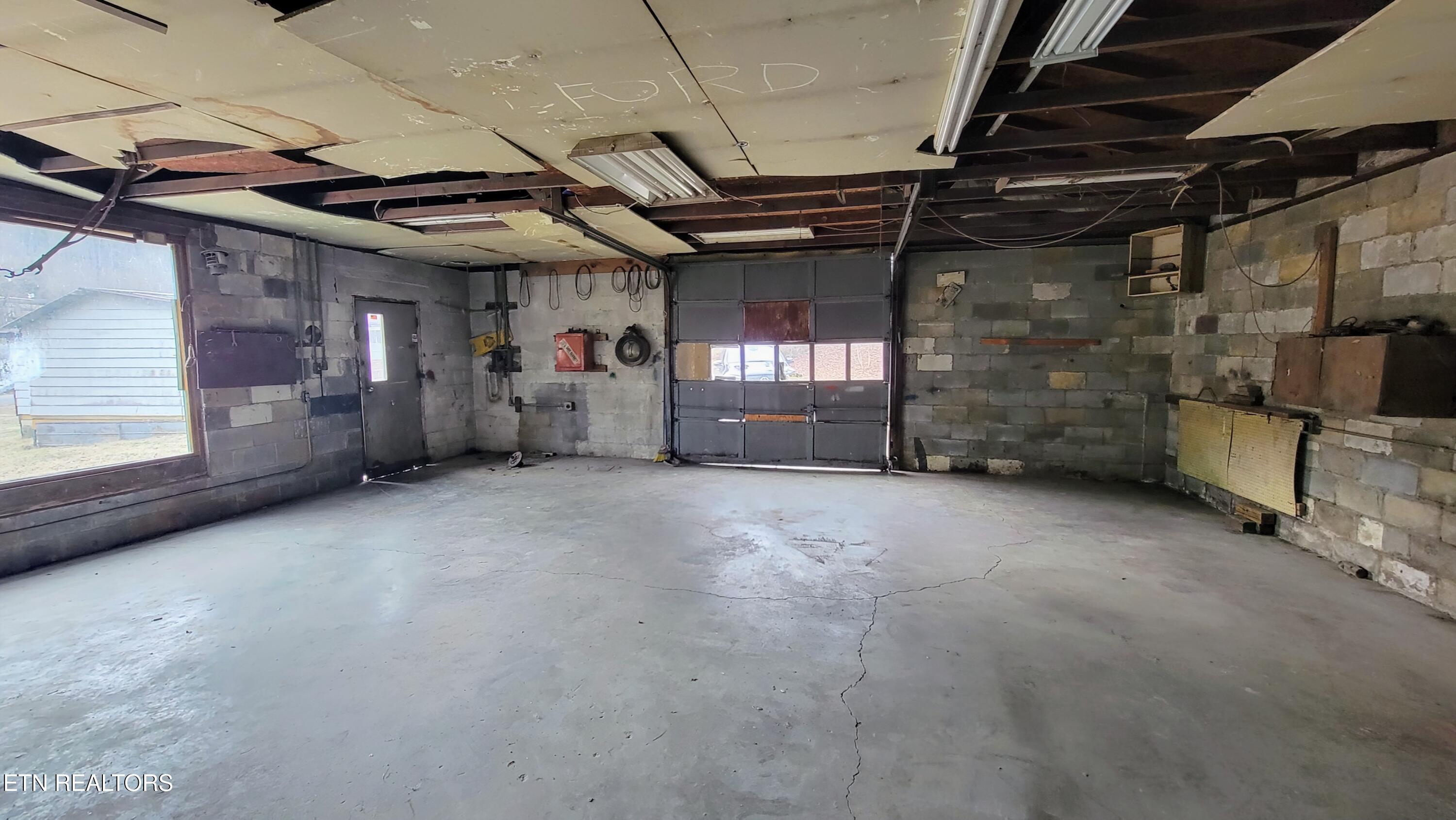 614 Mehaffey Road Powell TN 37849