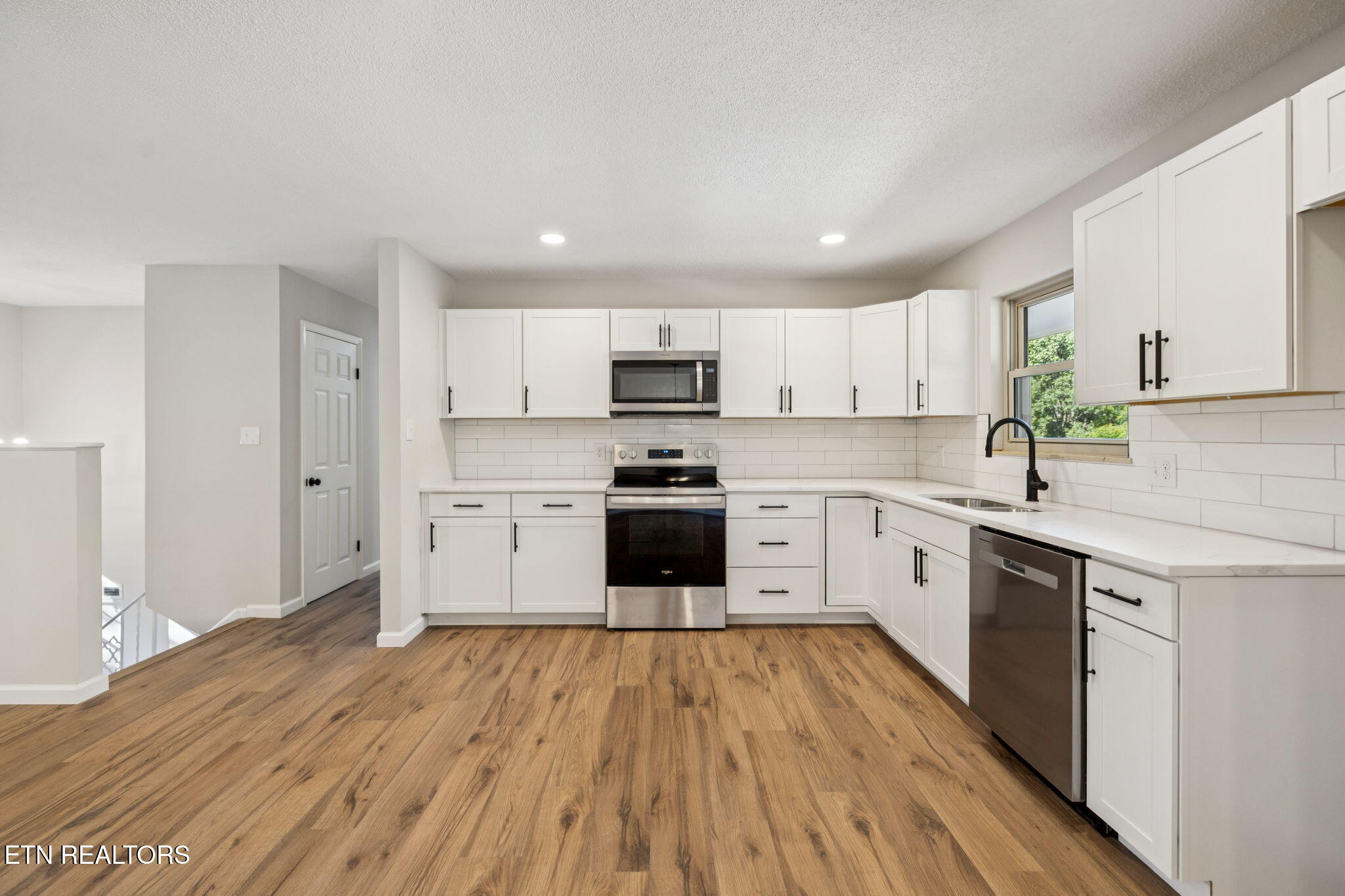 4221 Cadillac Drive Powell TN 37849