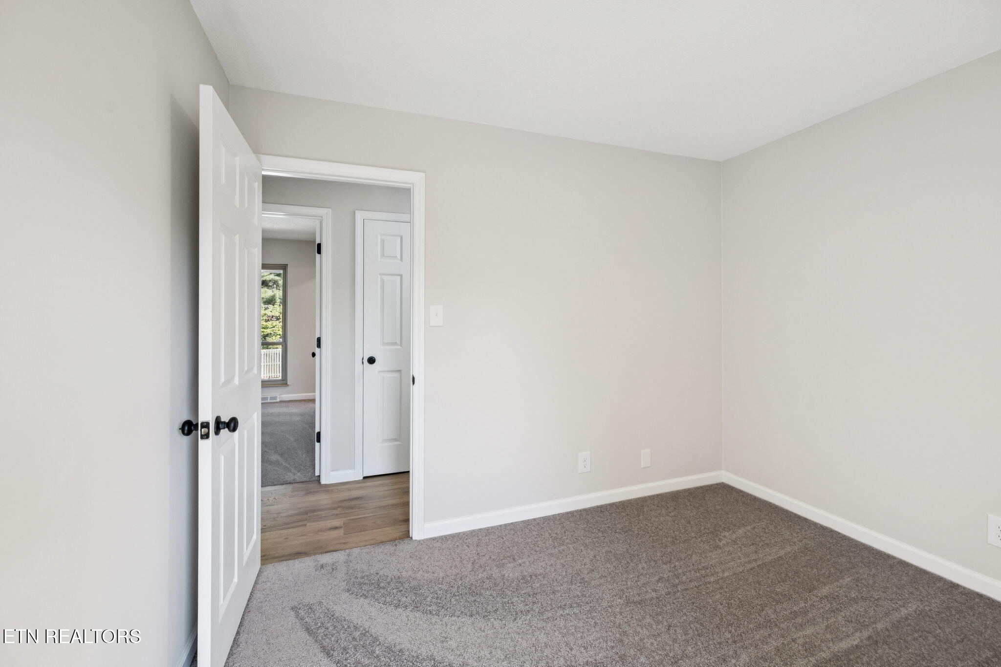 4221 Cadillac Drive Powell TN 37849