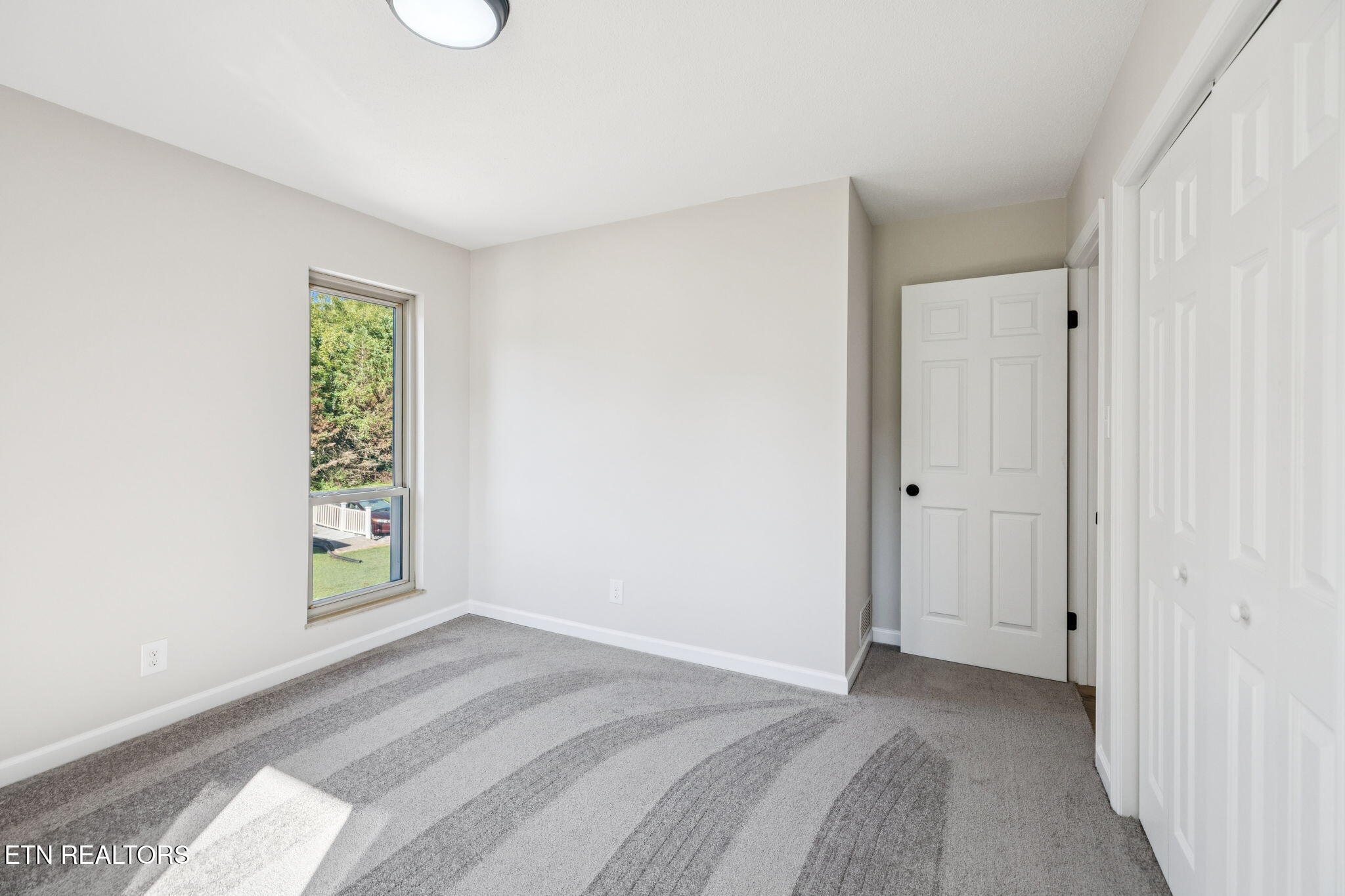 4221 Cadillac Drive Powell TN 37849