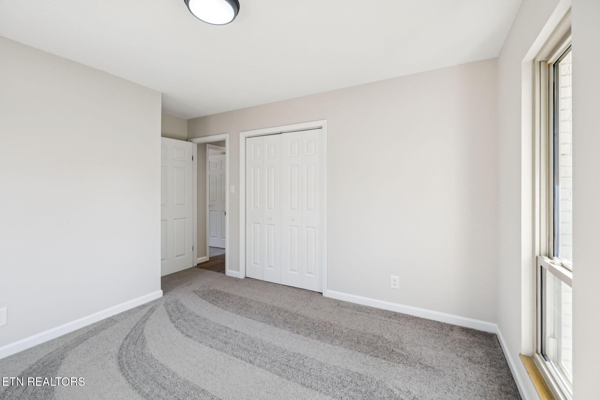 4221 Cadillac Drive Powell TN 37849