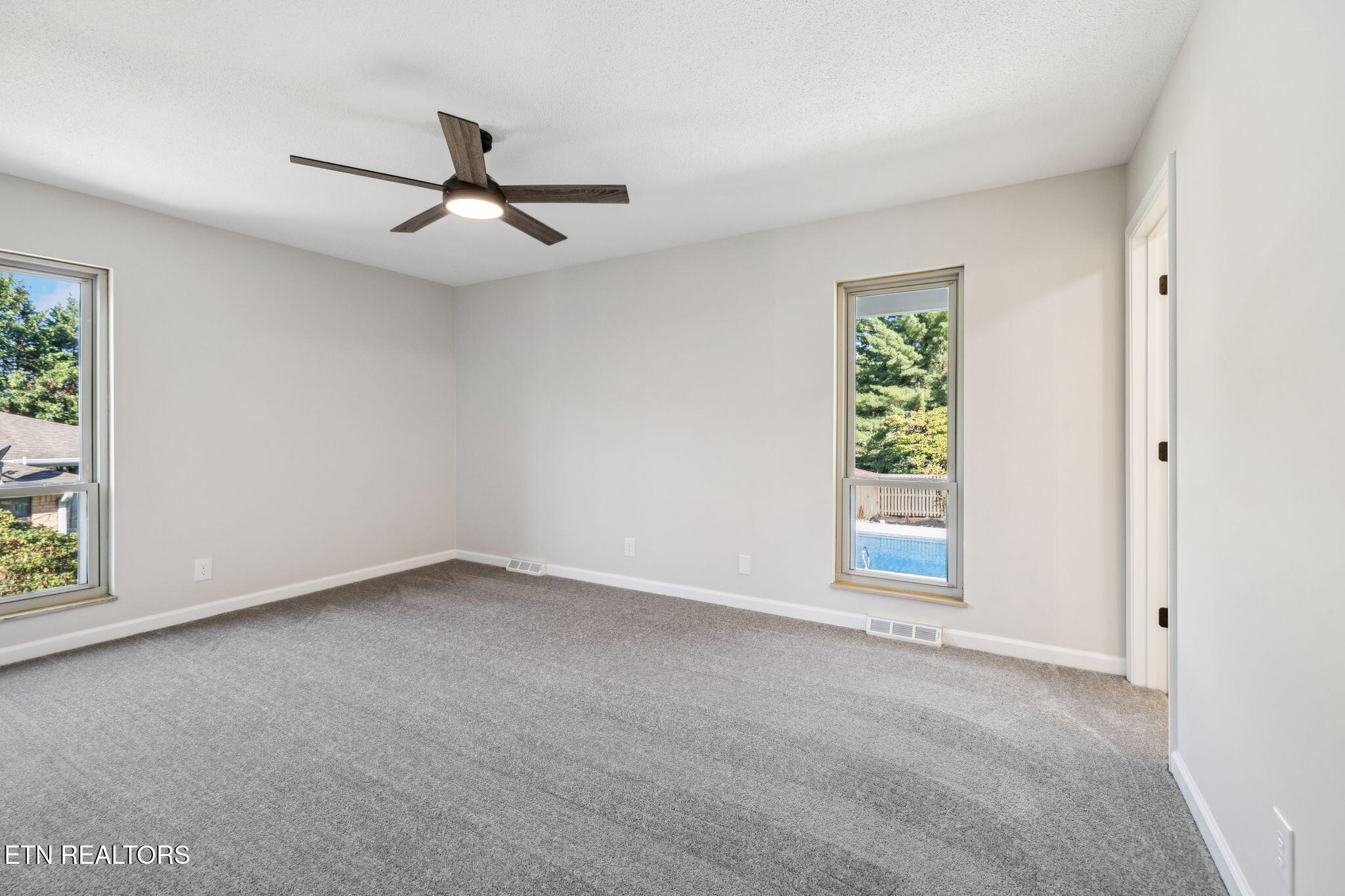 4221 Cadillac Drive Powell TN 37849