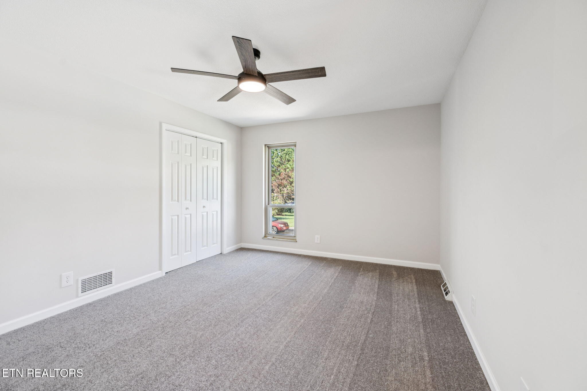 4221 Cadillac Drive Powell TN 37849