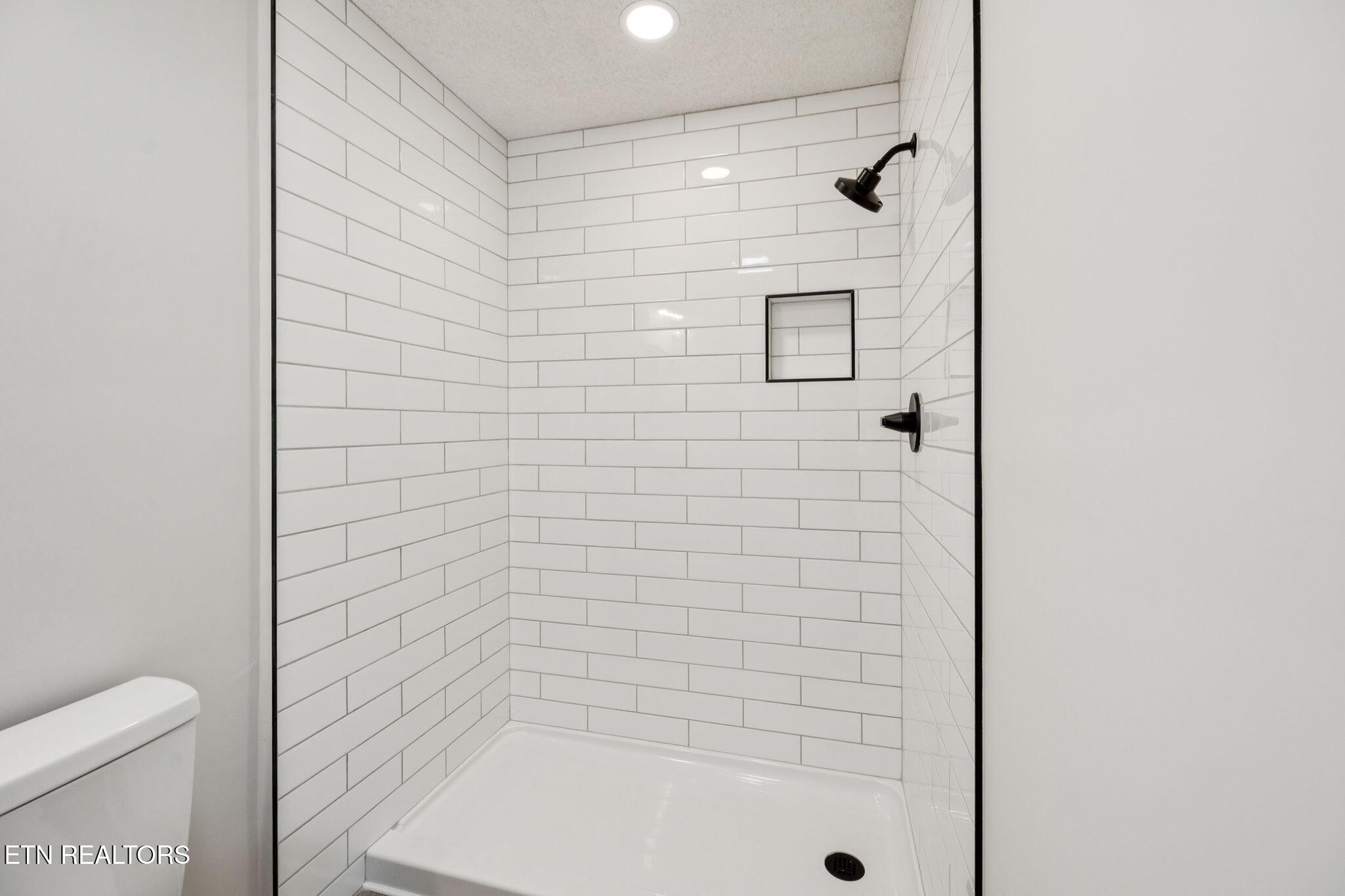 4221 Cadillac Drive Powell TN 37849