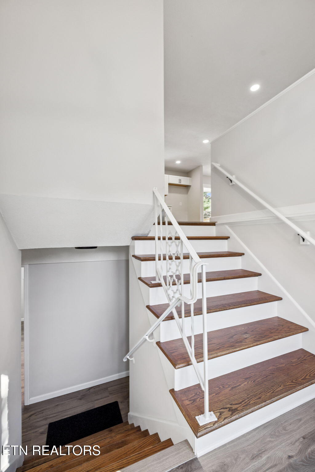 4221 Cadillac Drive Powell TN 37849