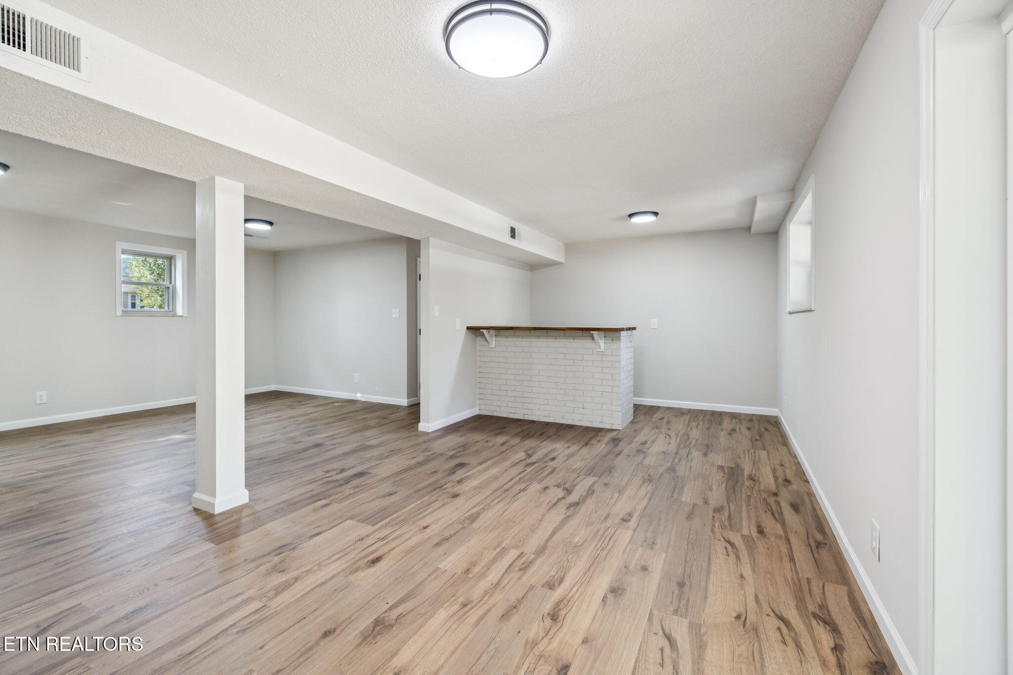 4221 Cadillac Drive Powell TN 37849