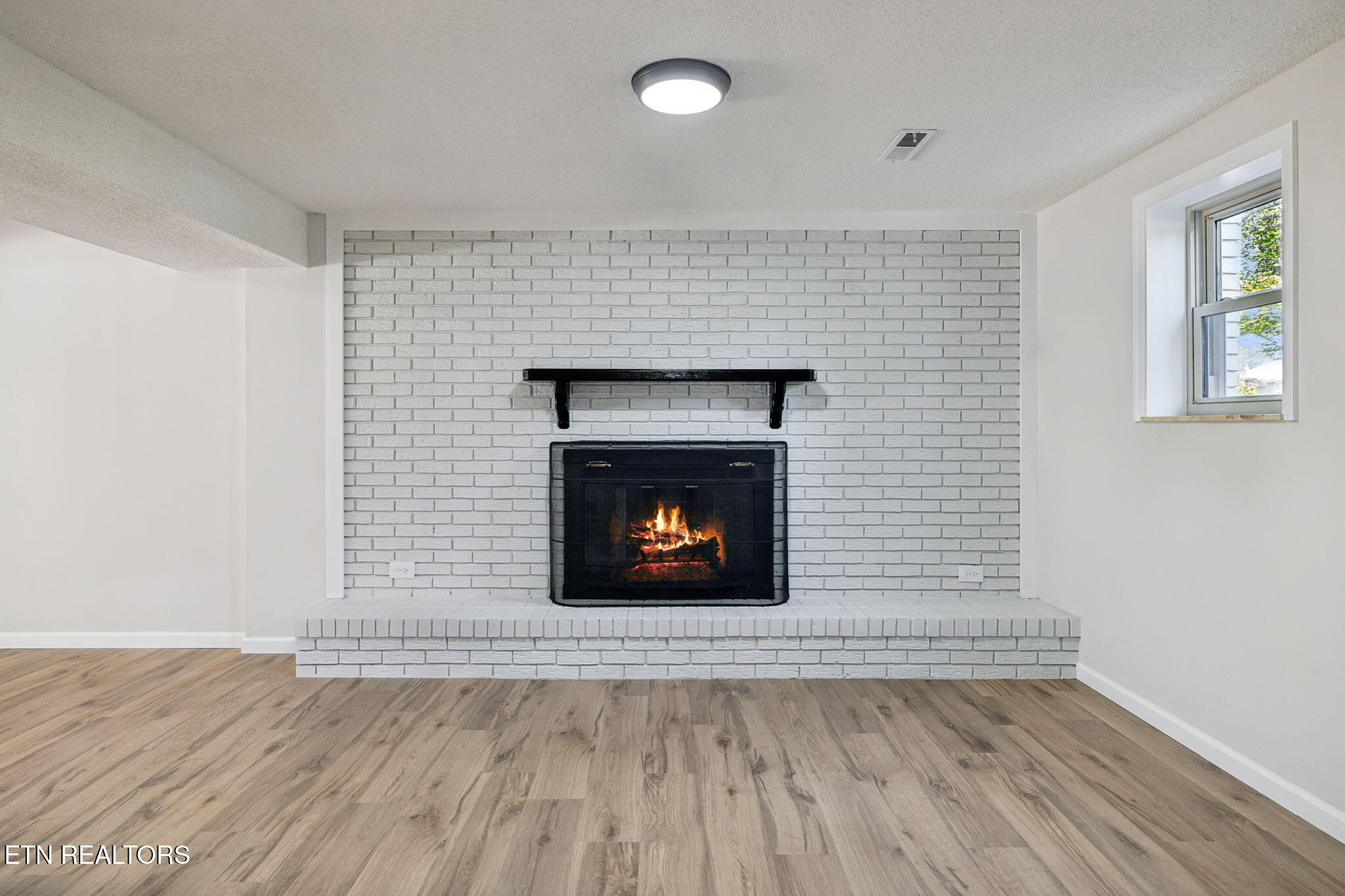 4221 Cadillac Drive Powell TN 37849