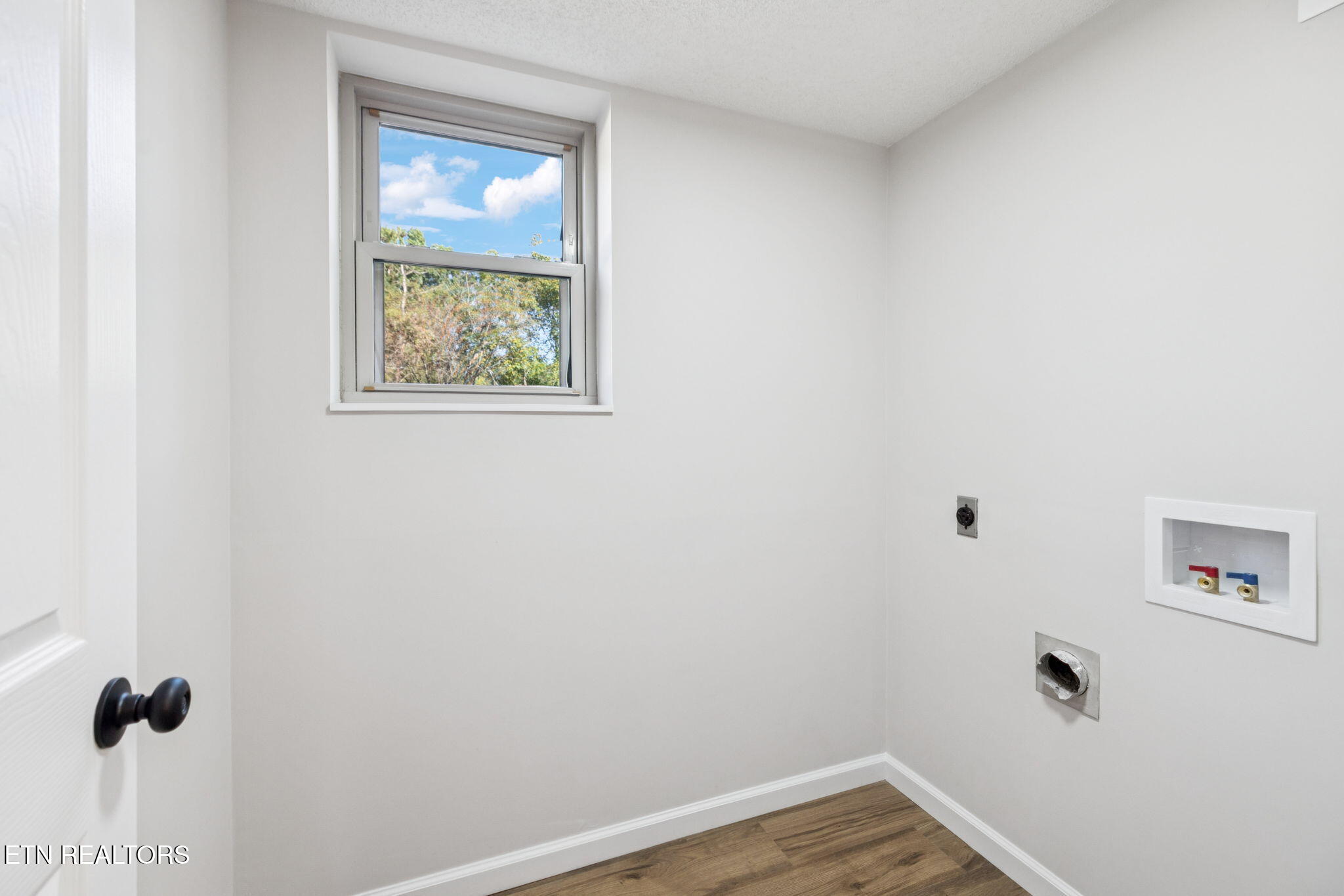 4221 Cadillac Drive Powell TN 37849