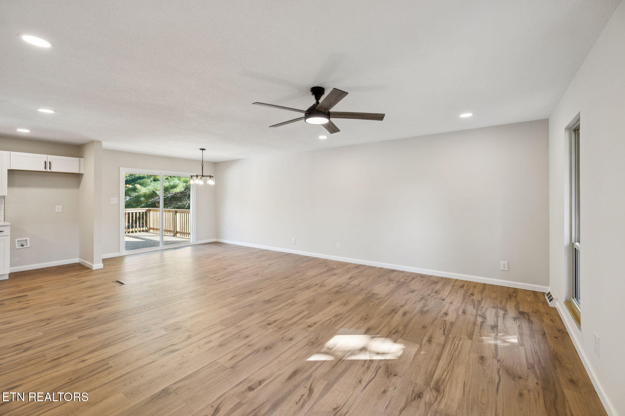 4221 Cadillac Drive Powell TN 37849