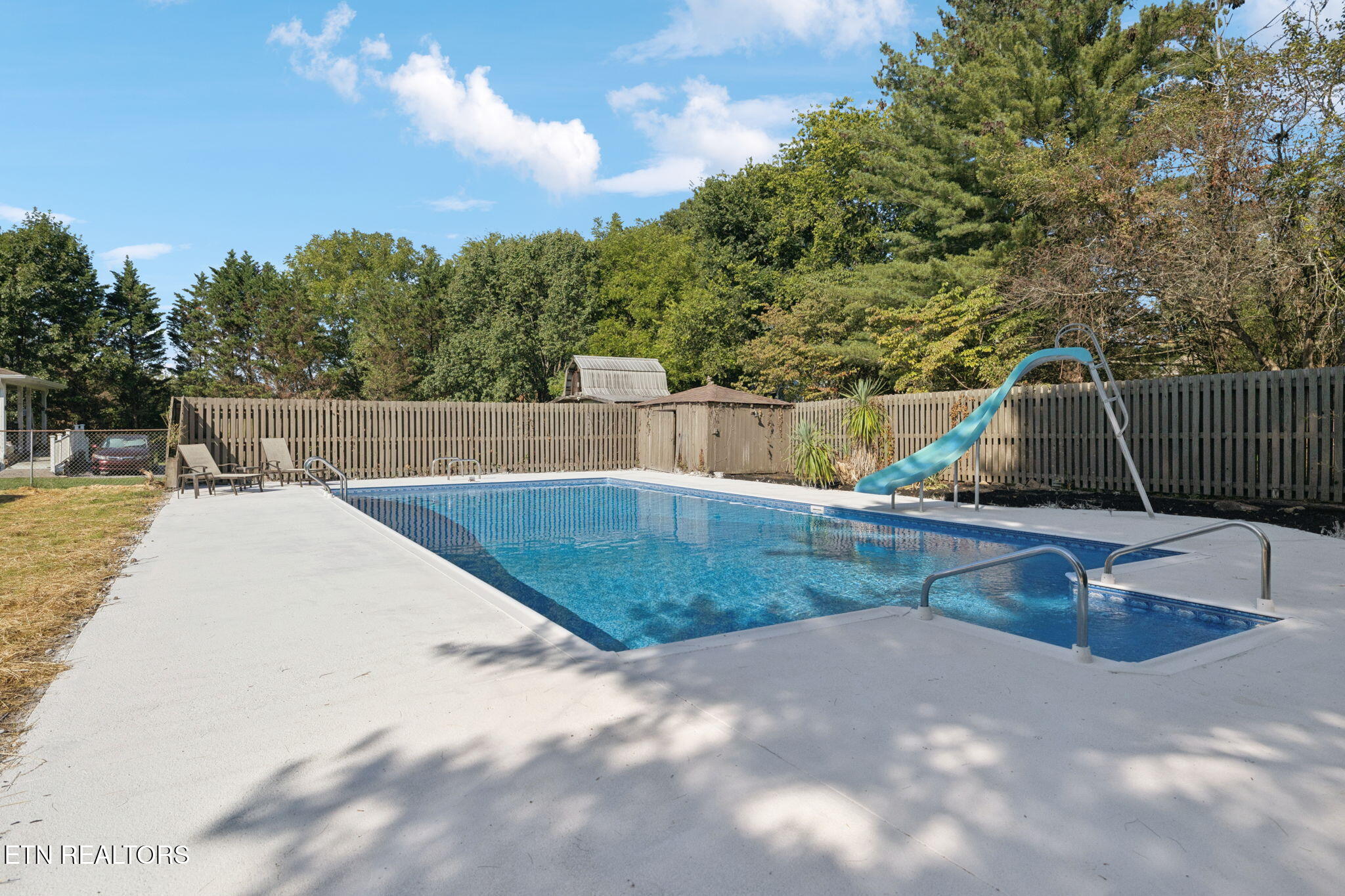 4221 Cadillac Drive Powell TN 37849