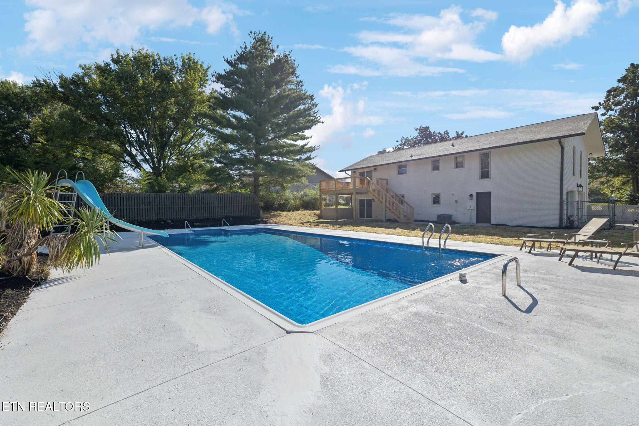 4221 Cadillac Drive Powell TN 37849