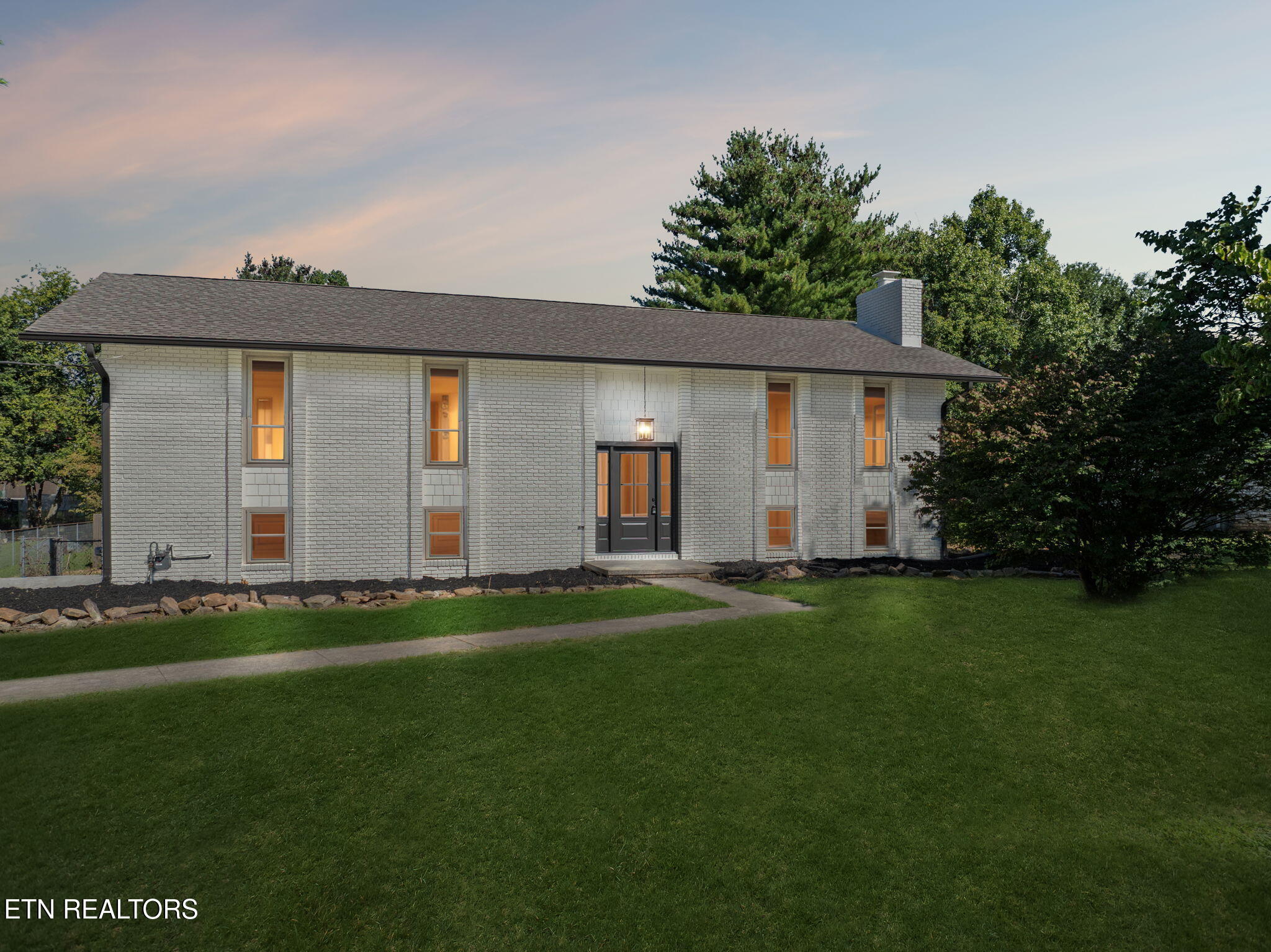 4221 Cadillac Drive Powell TN 37849