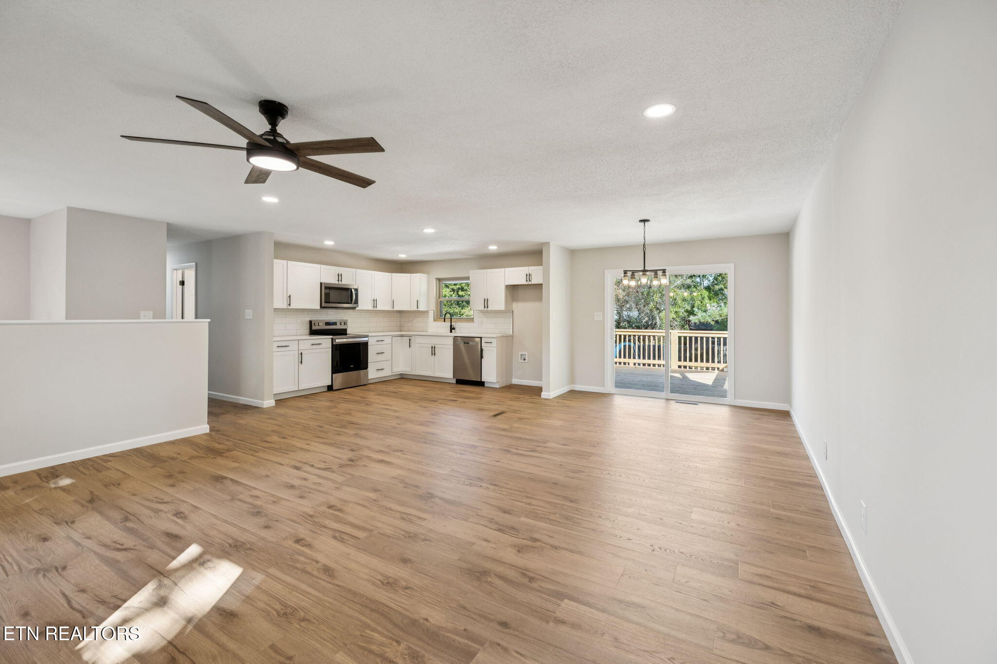 4221 Cadillac Drive Powell TN 37849