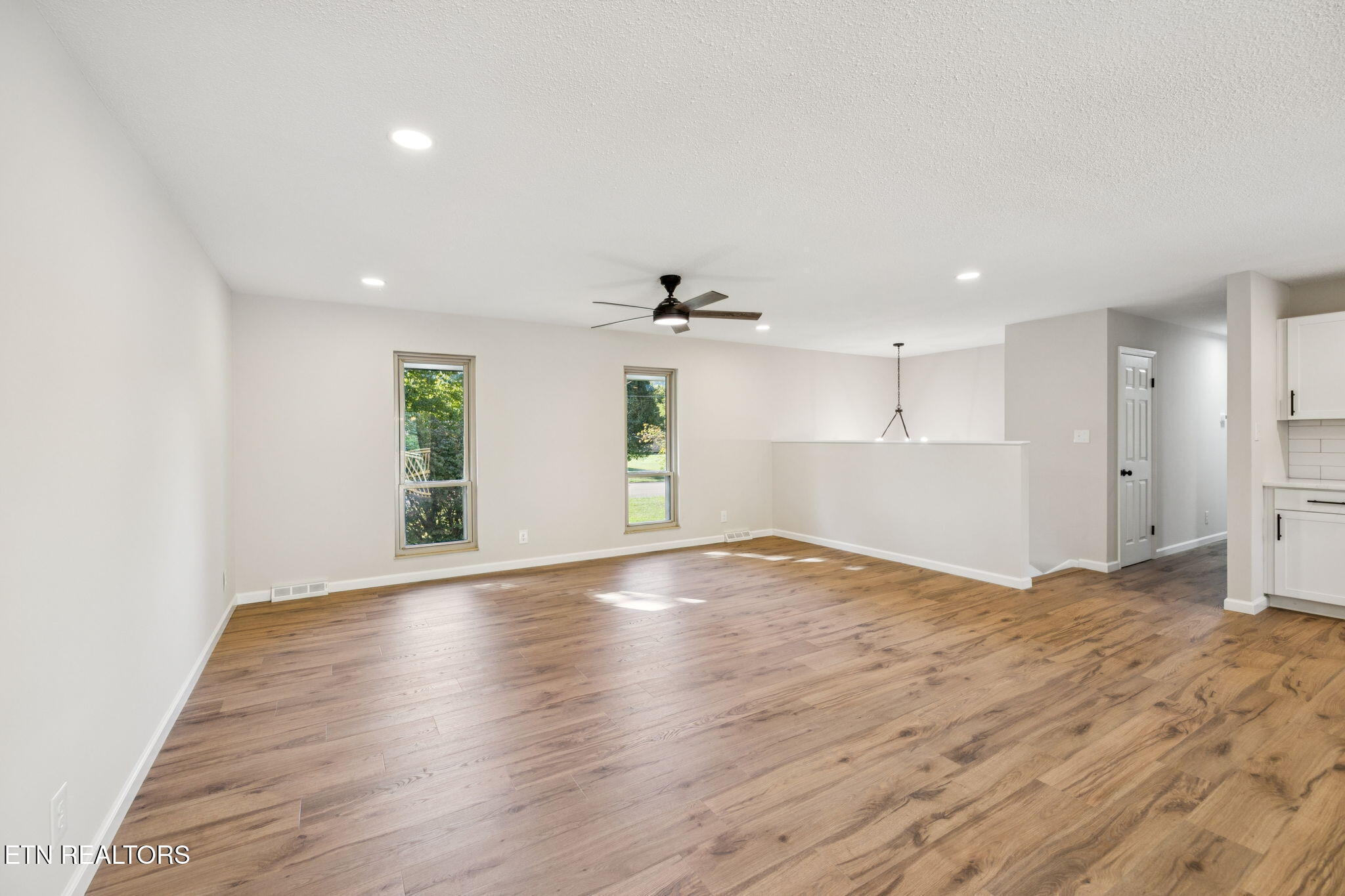 4221 Cadillac Drive Powell TN 37849