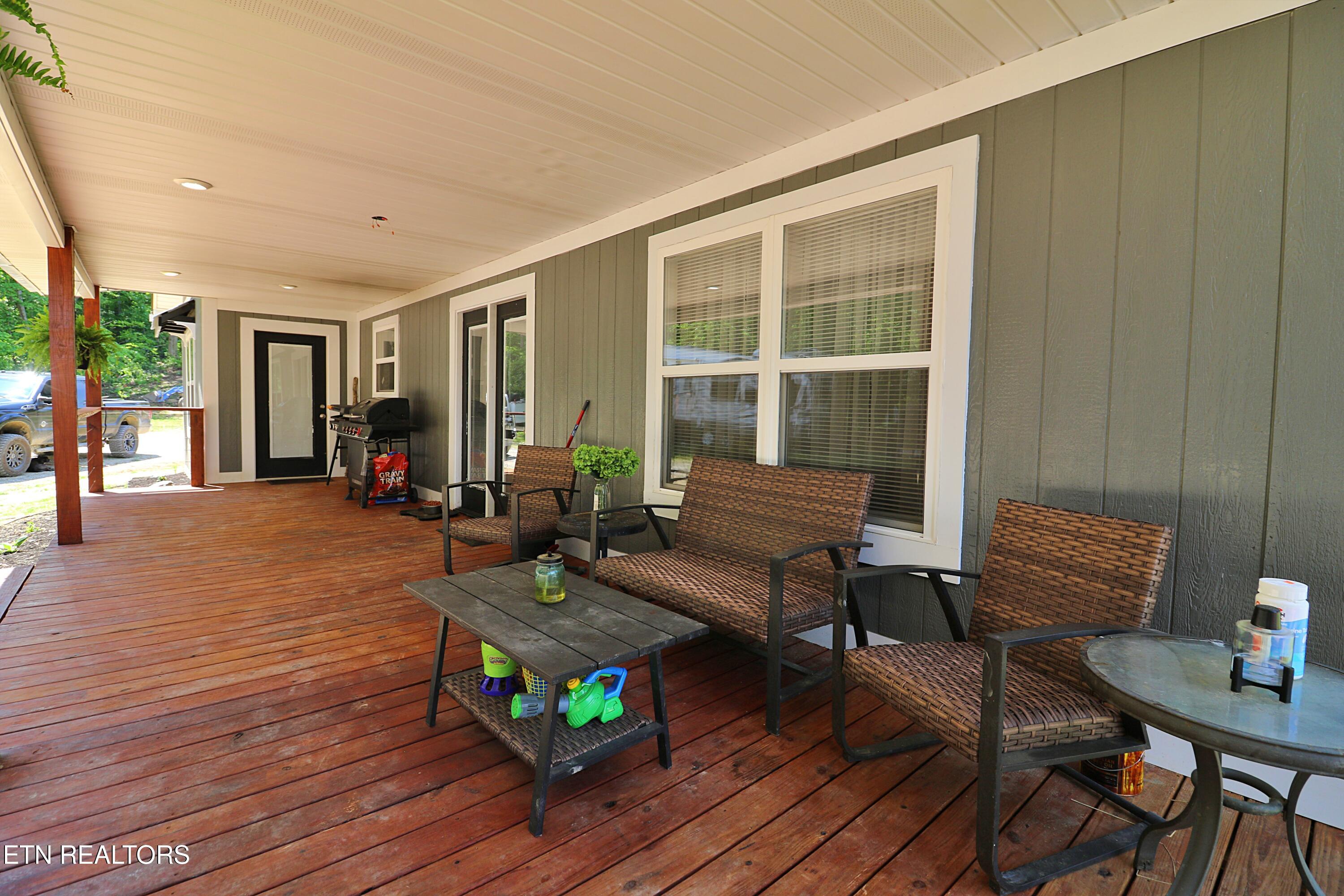 301 Lowin Fields Pvt Road Winfield TN 37892