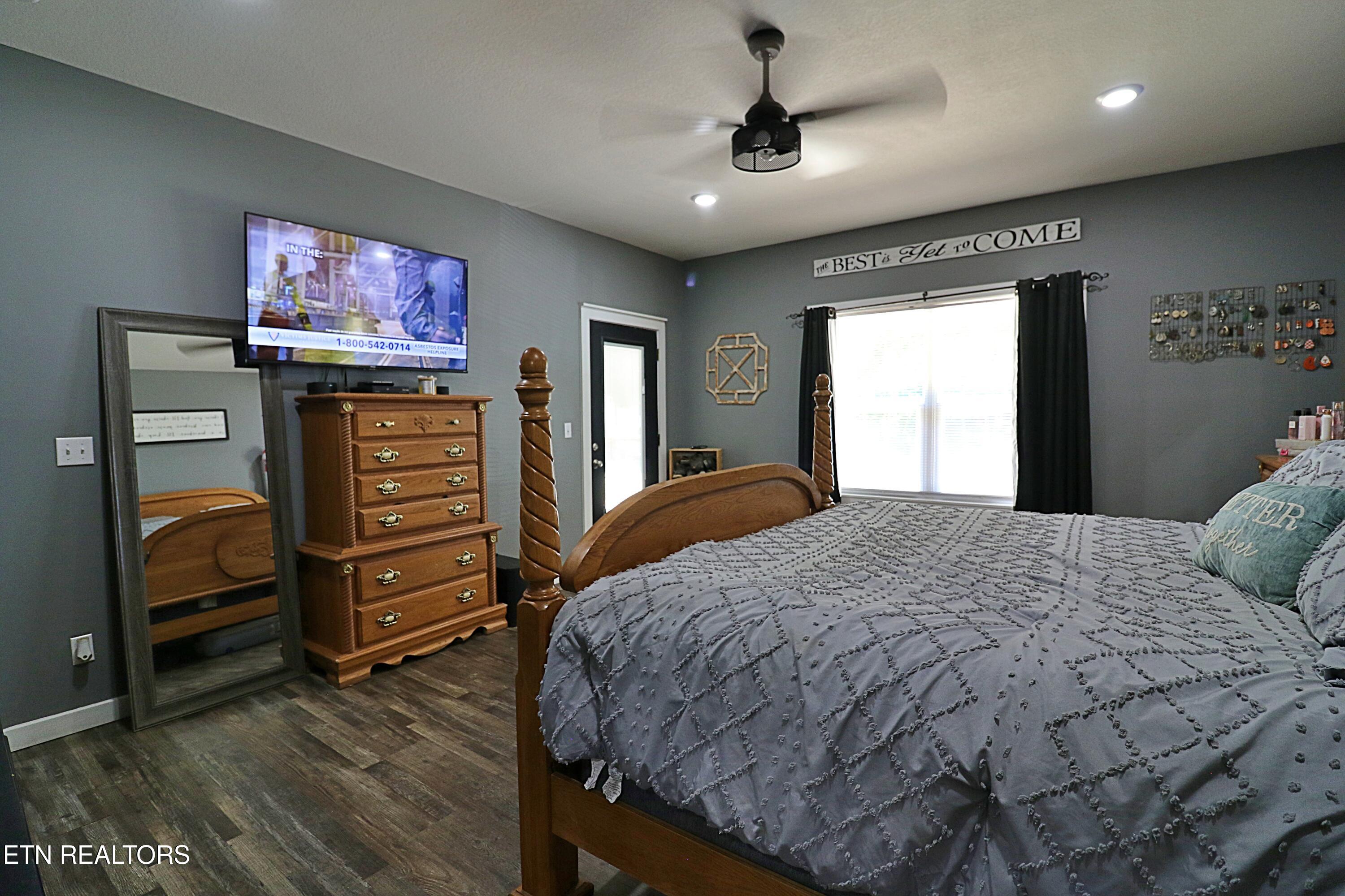 301 Lowin Fields Pvt Road Winfield TN 37892