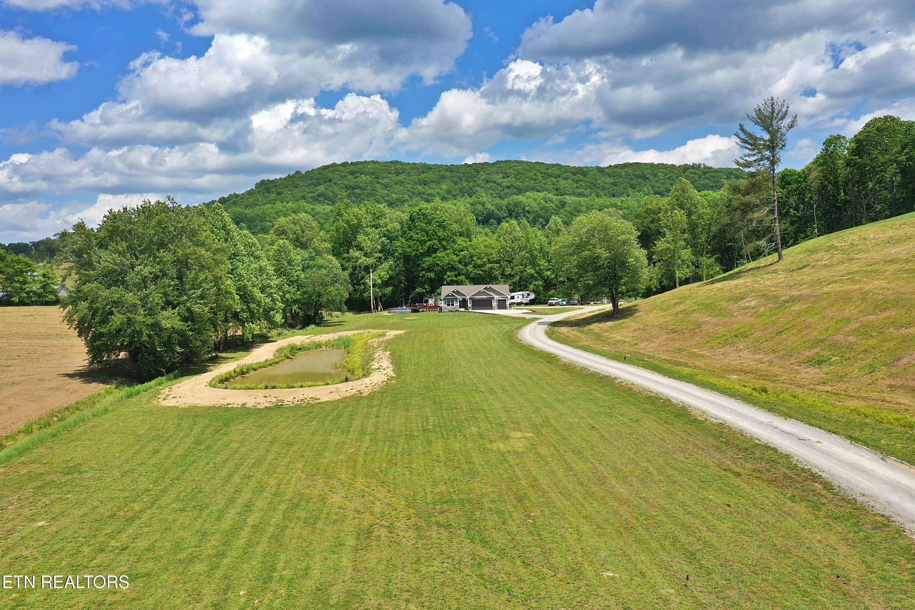 301 Lowin Fields Pvt Road Winfield TN 37892