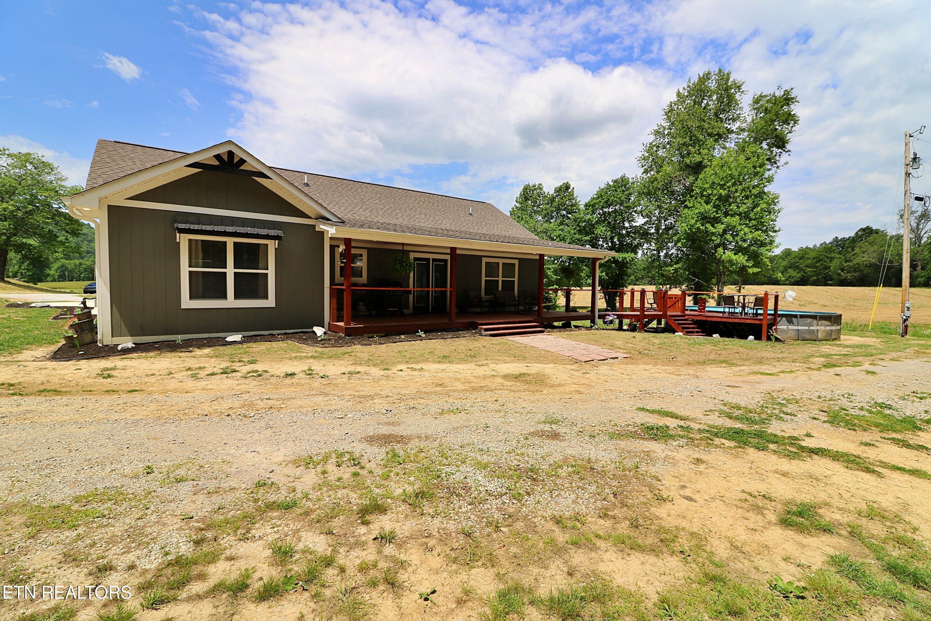 301 Lowin Fields Pvt Road Winfield TN 37892