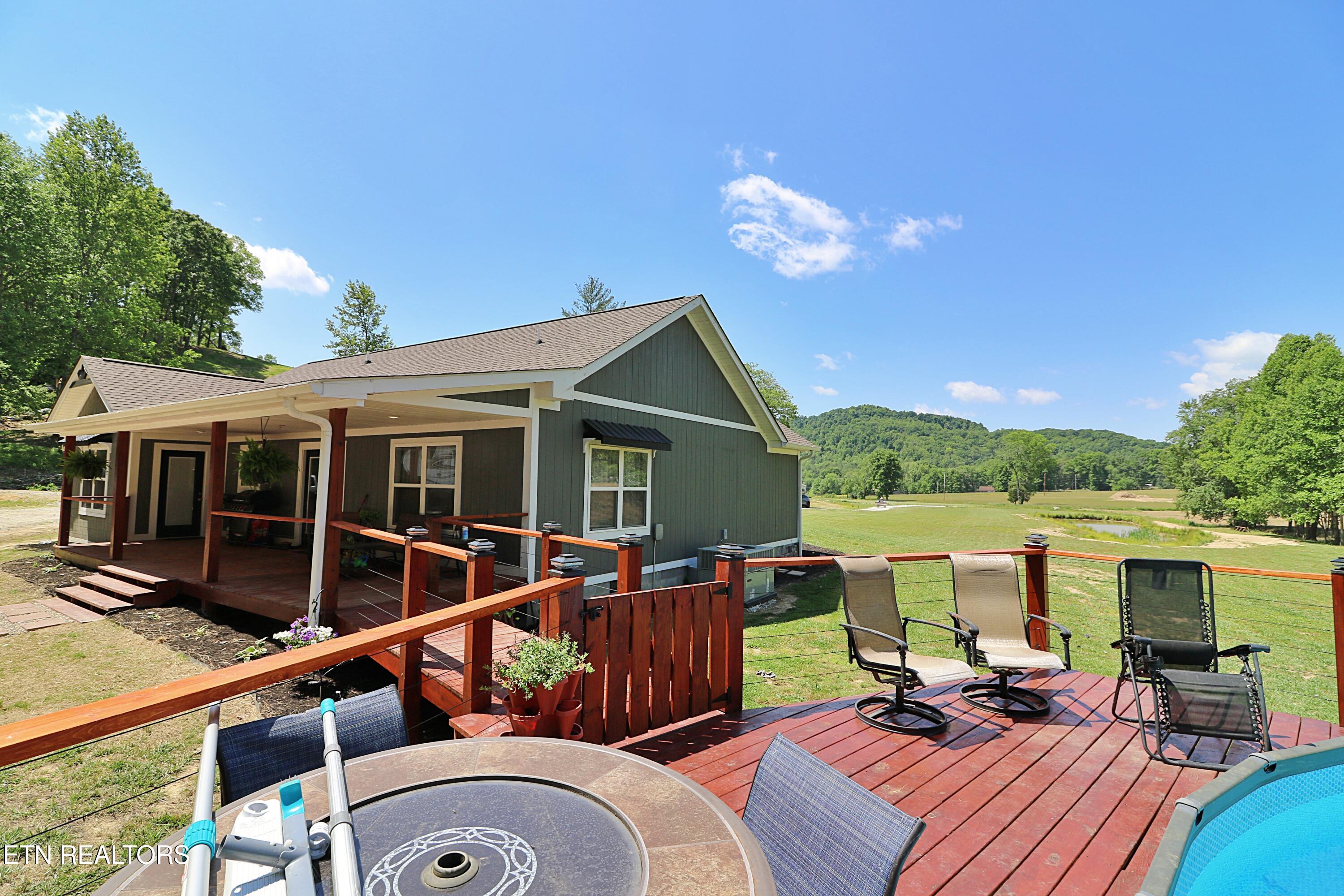 301 Lowin Fields Pvt Road Winfield TN 37892