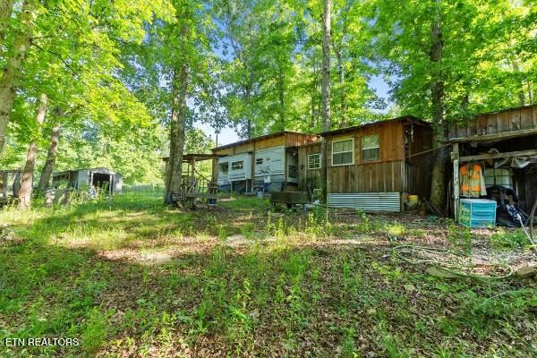 2540 Gatewood Ford Road Deer Lodge TN 37726