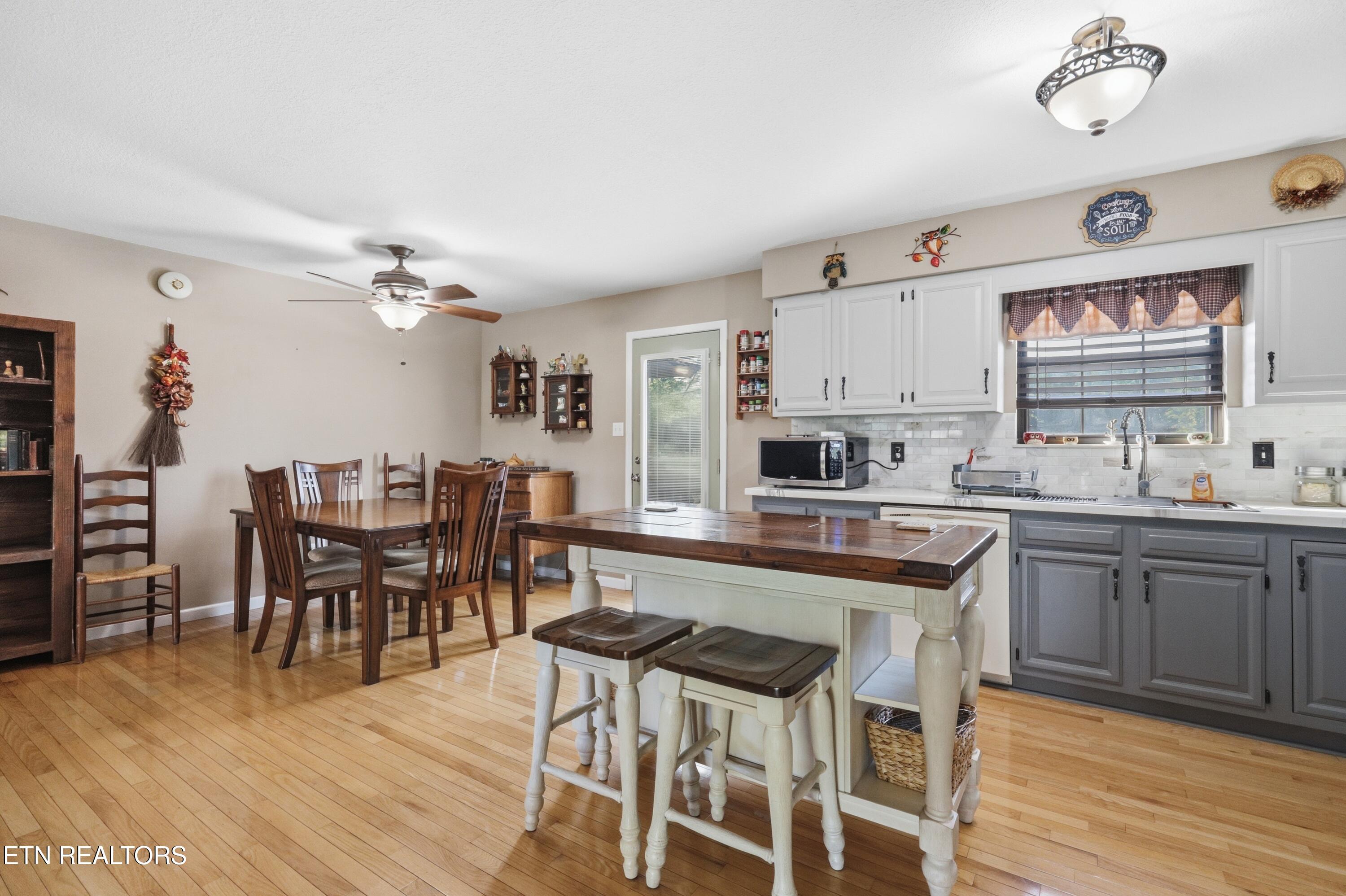 2022 Independence Drive Maryville TN 37803