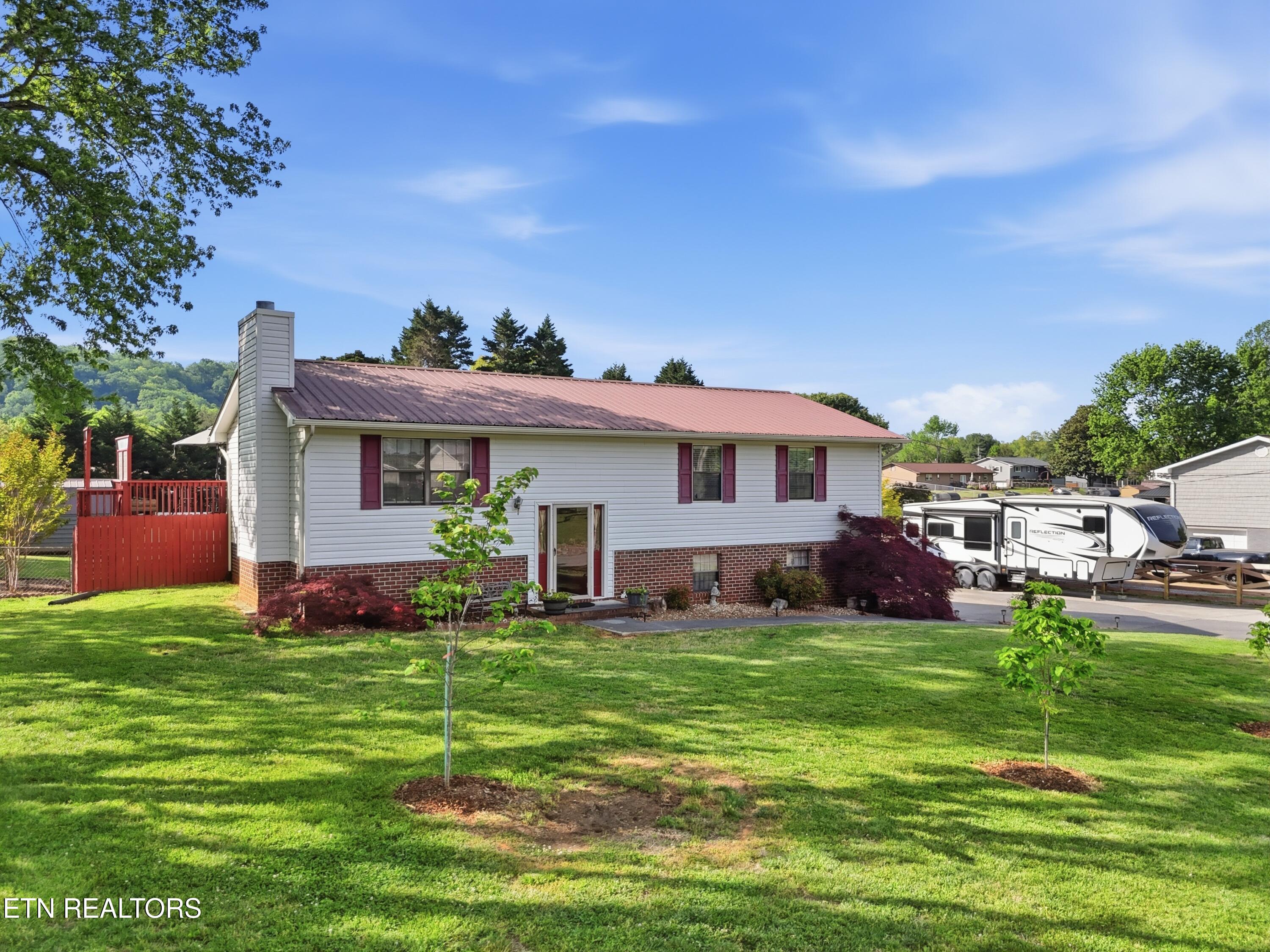 2022 Independence Drive Maryville TN 37803