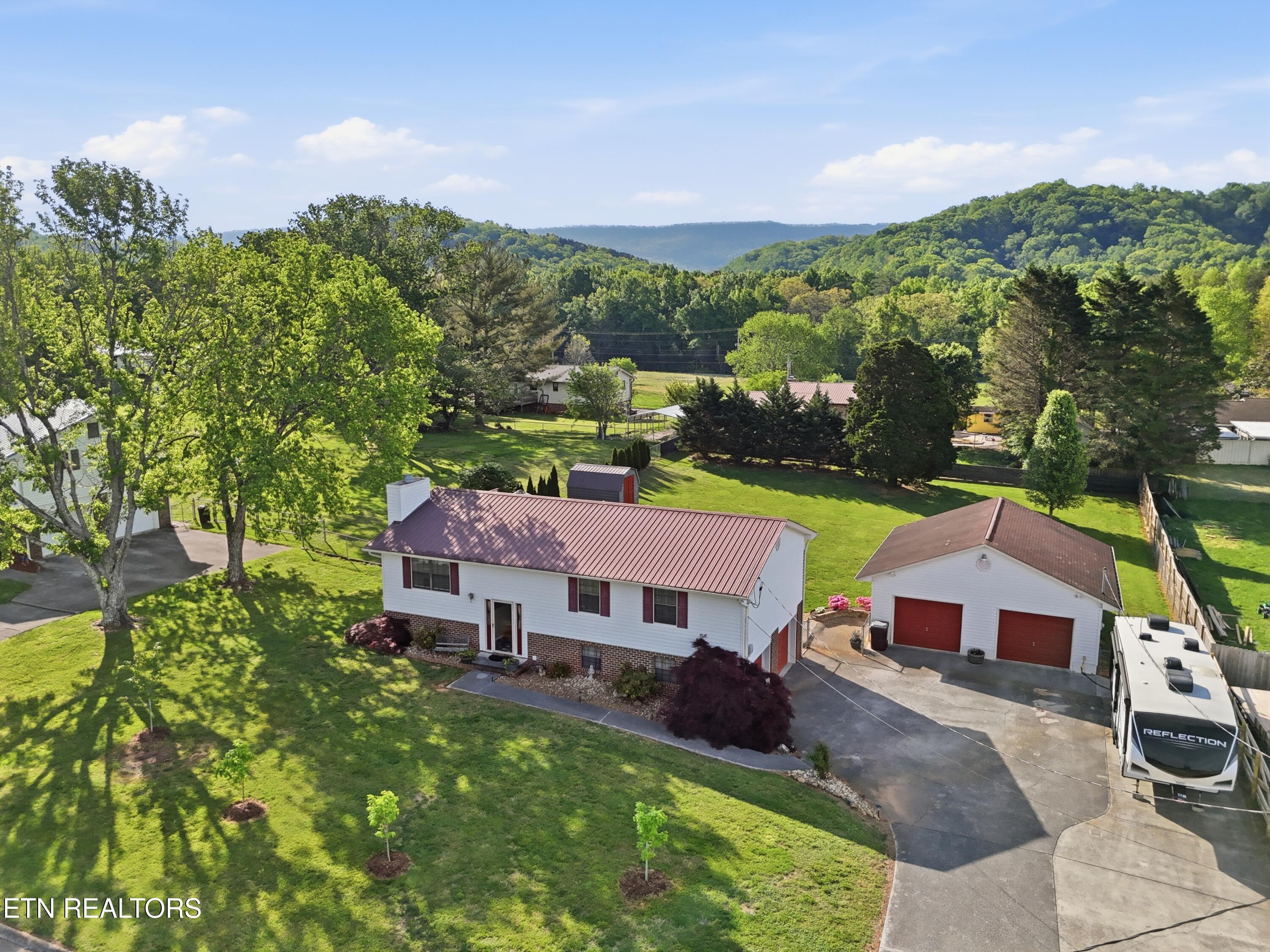 2022 Independence Drive Maryville TN 37803