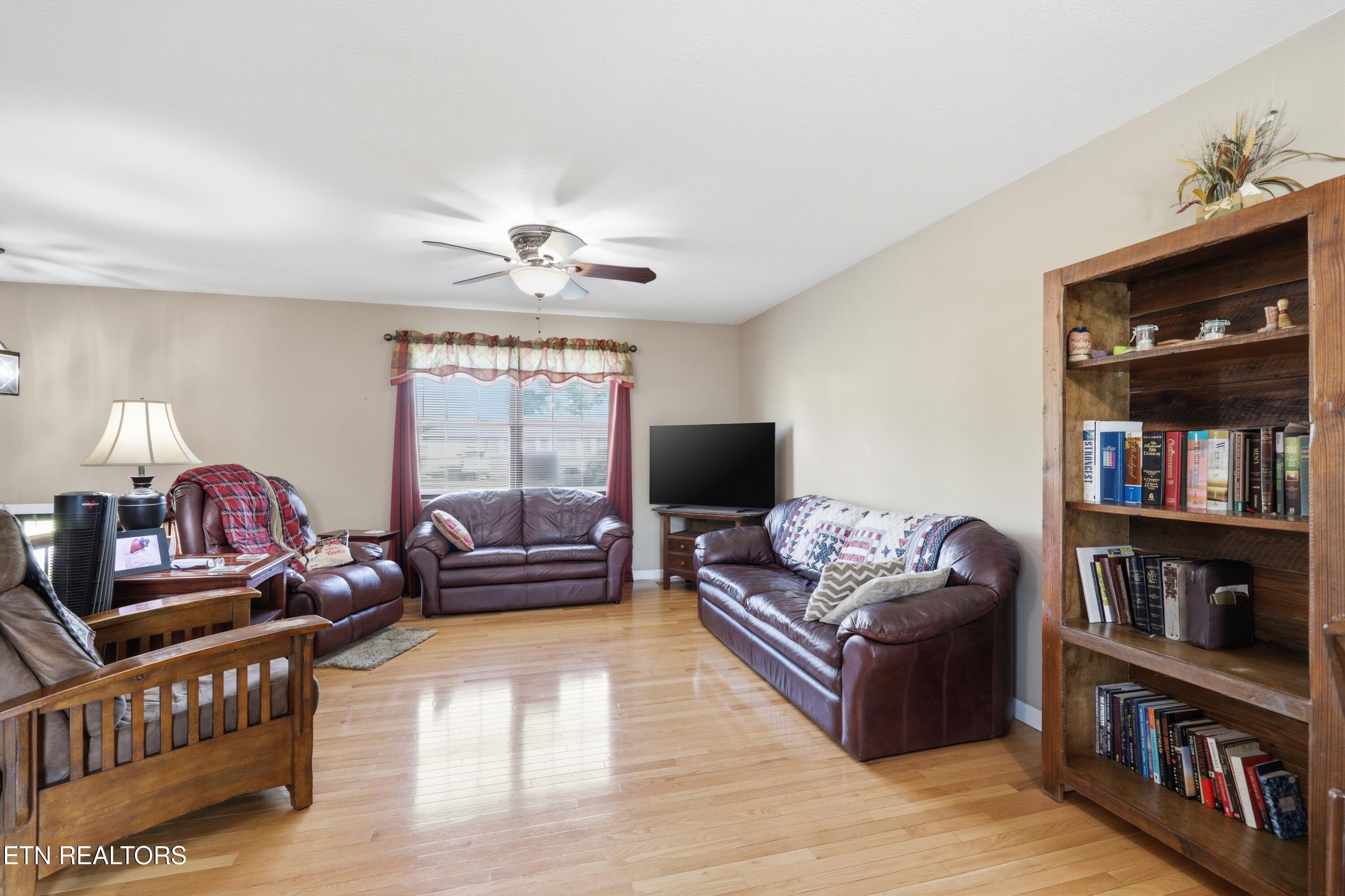 2022 Independence Drive Maryville TN 37803
