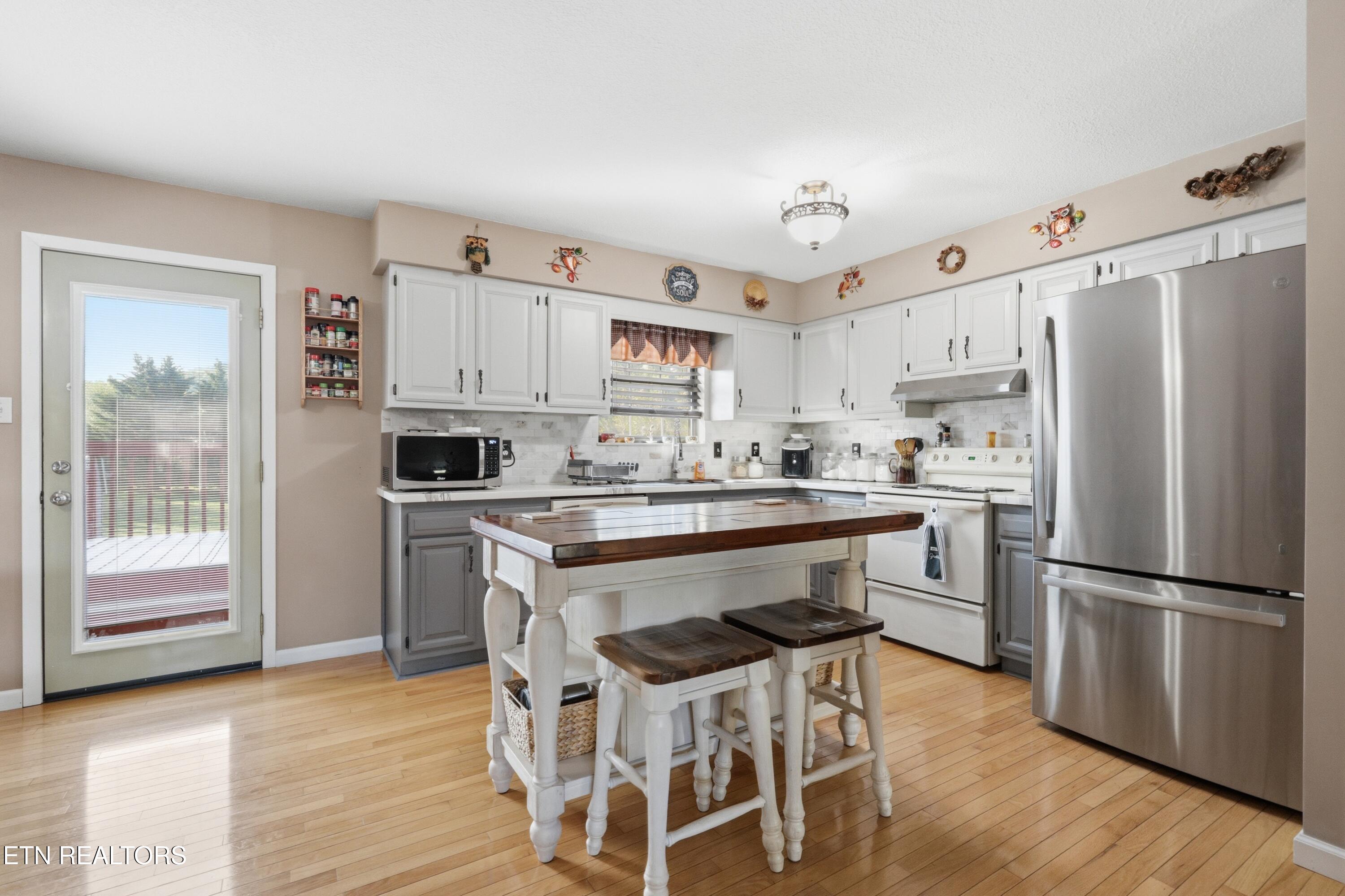 2022 Independence Drive Maryville TN 37803