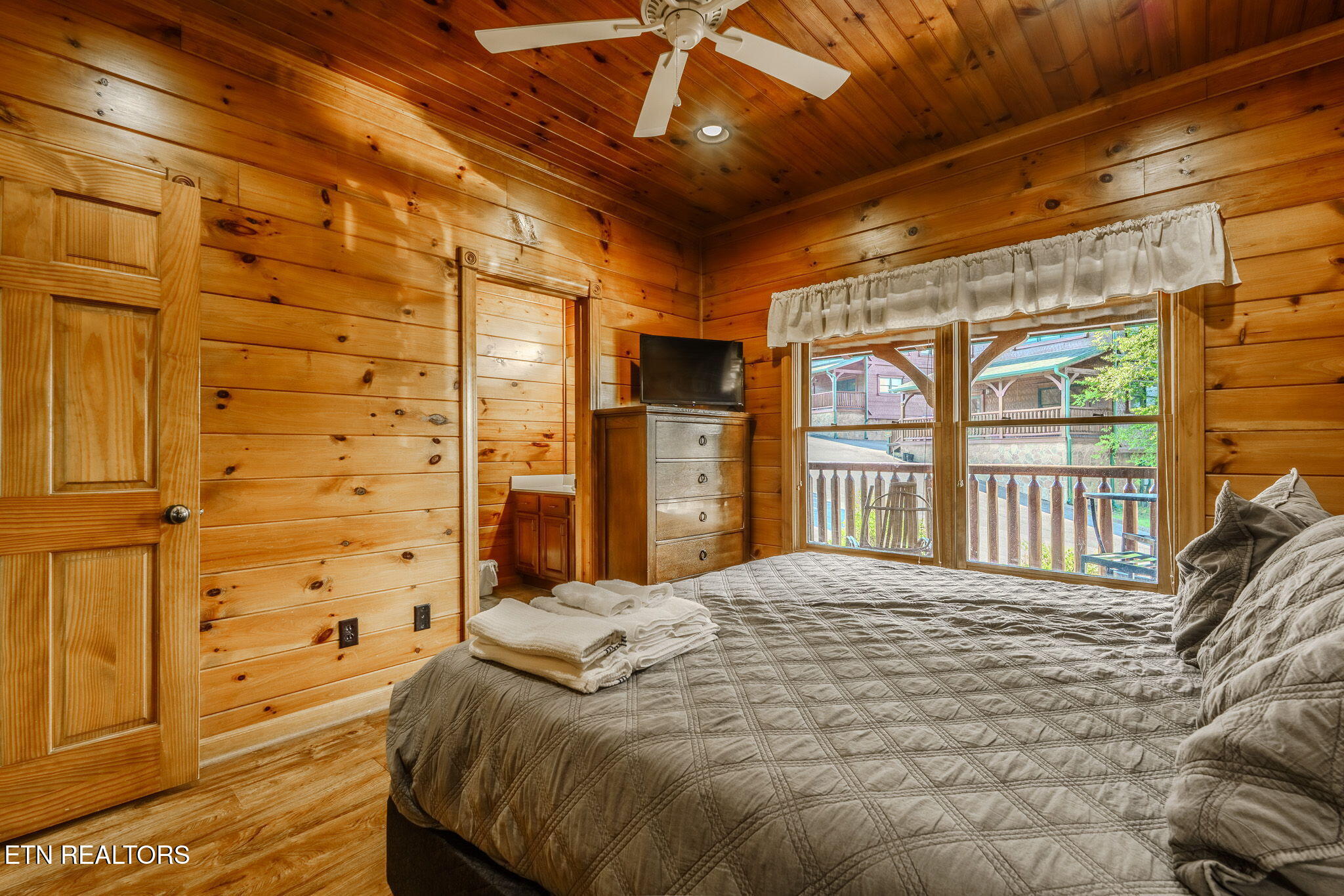 830 Great Smoky Way Gatlinburg TN 37738