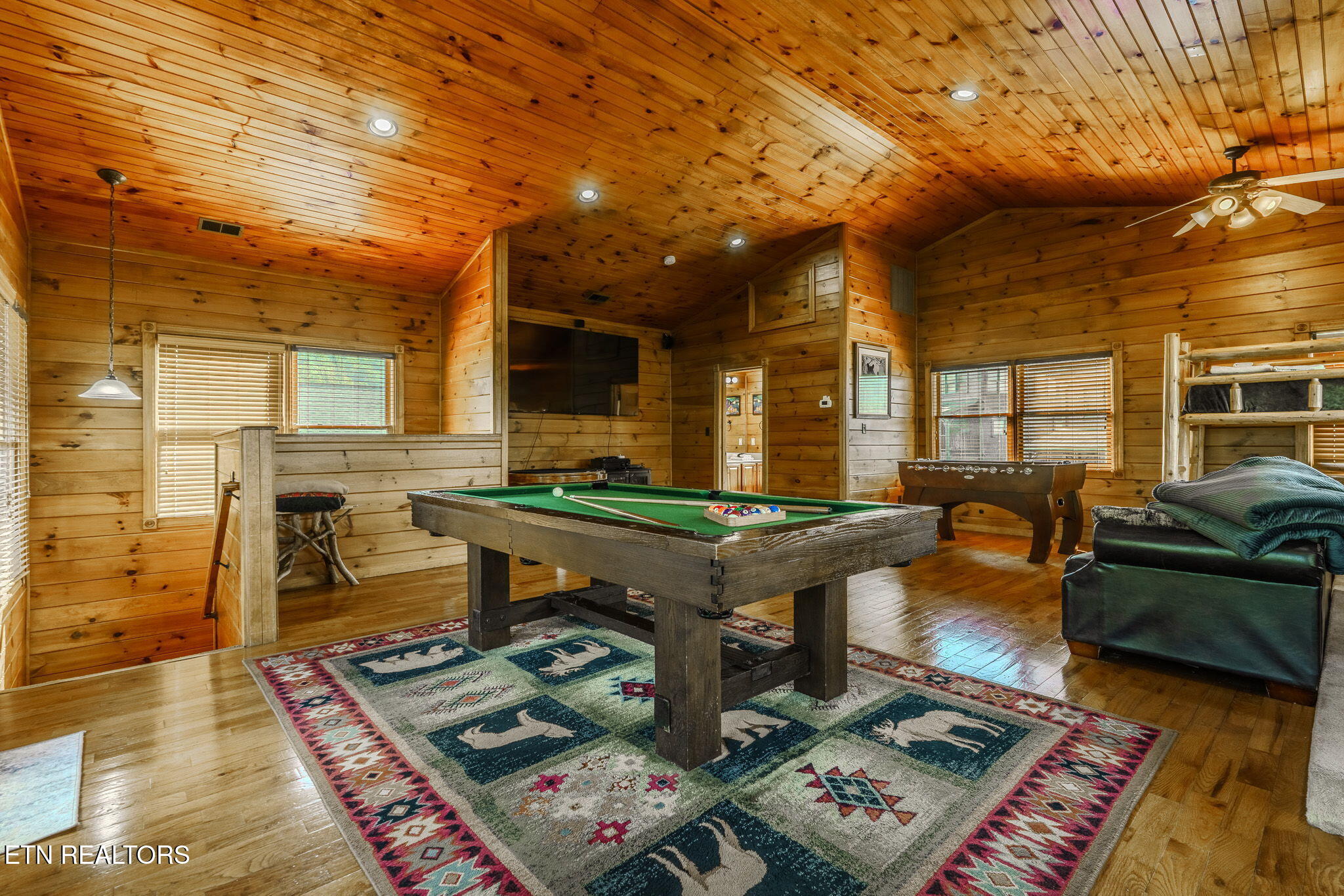 830 Great Smoky Way Gatlinburg TN 37738