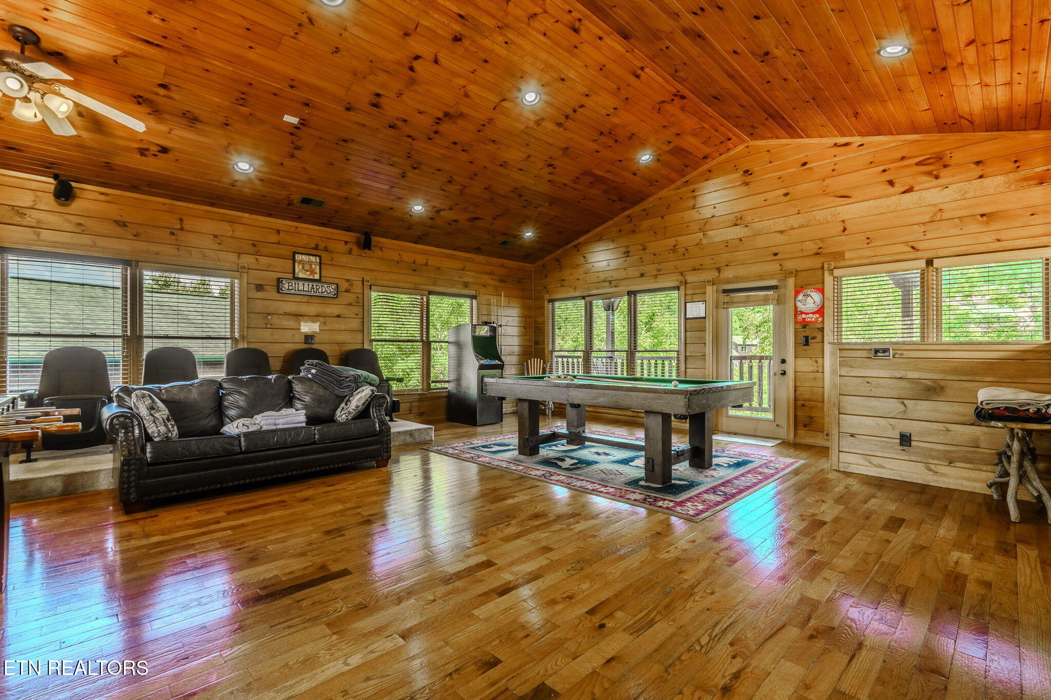 830 Great Smoky Way Gatlinburg TN 37738