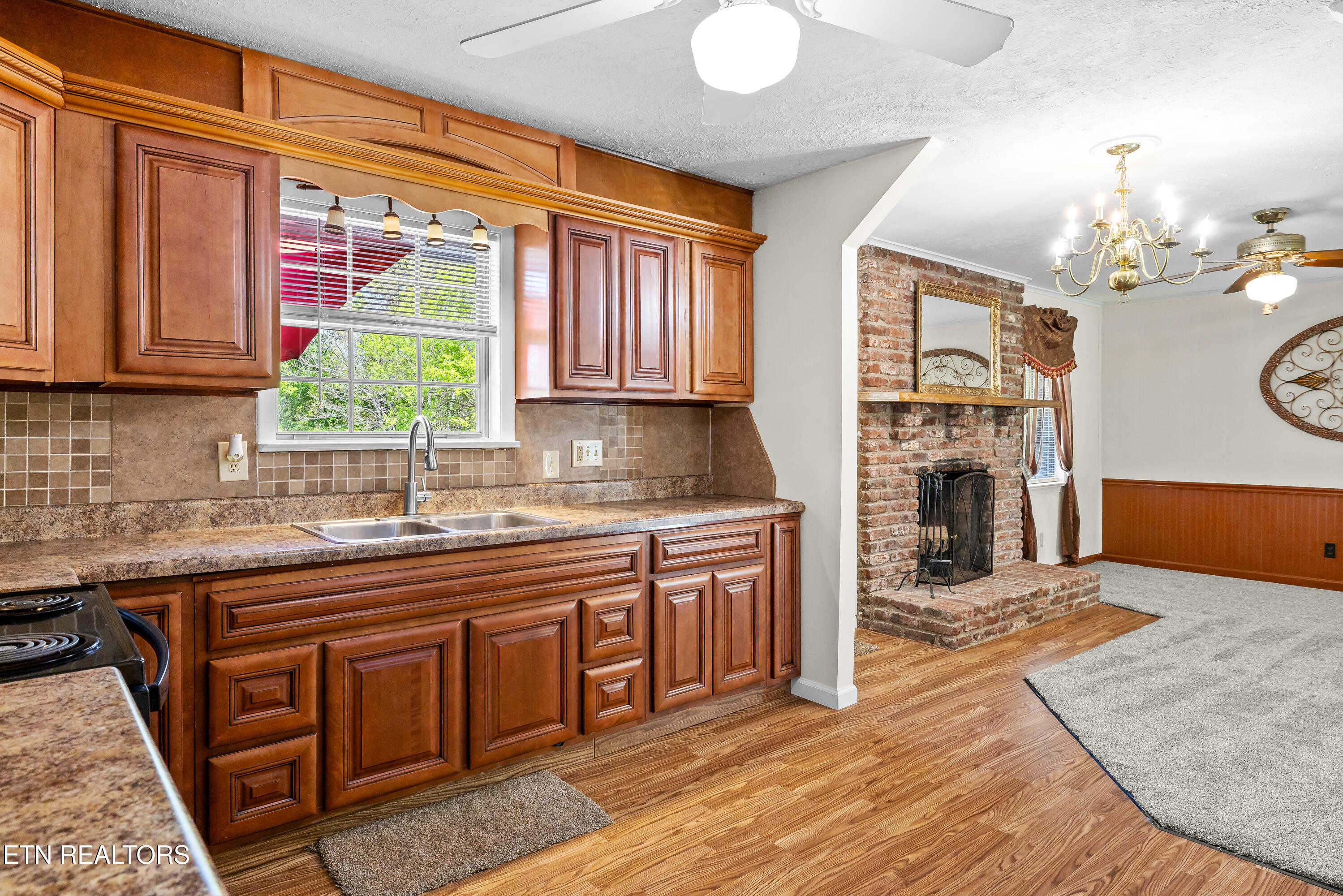4209 Doris Circle Knoxville TN 37918