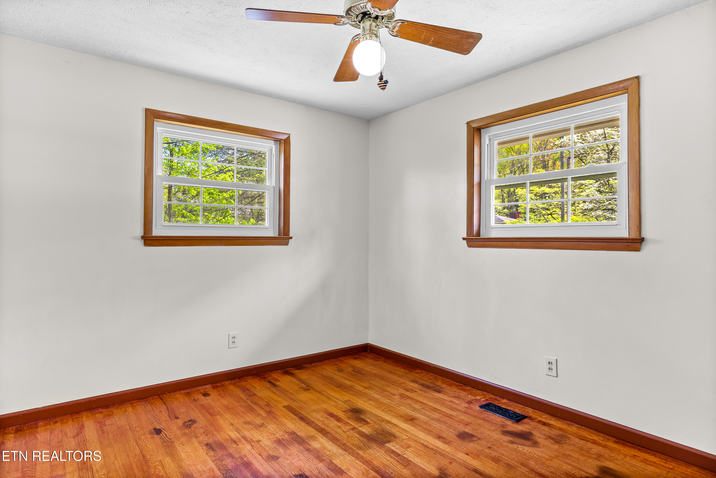 4209 Doris Circle Knoxville TN 37918