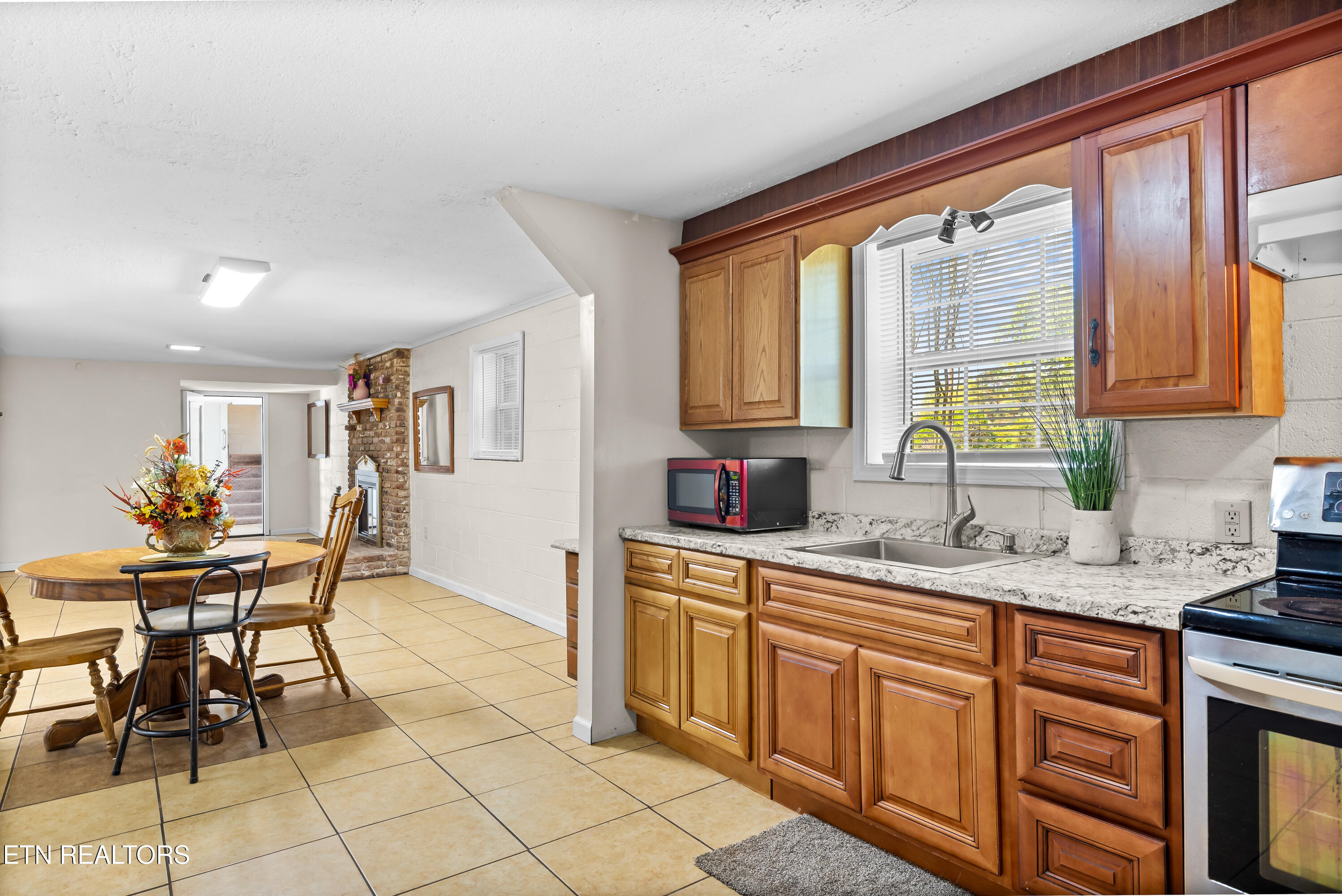 4209 Doris Circle Knoxville TN 37918
