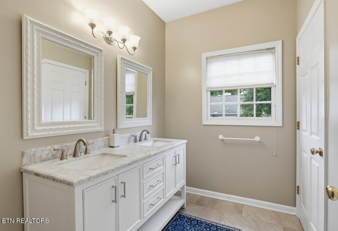 913 Eagle Nest Road Kodak TN 37764
