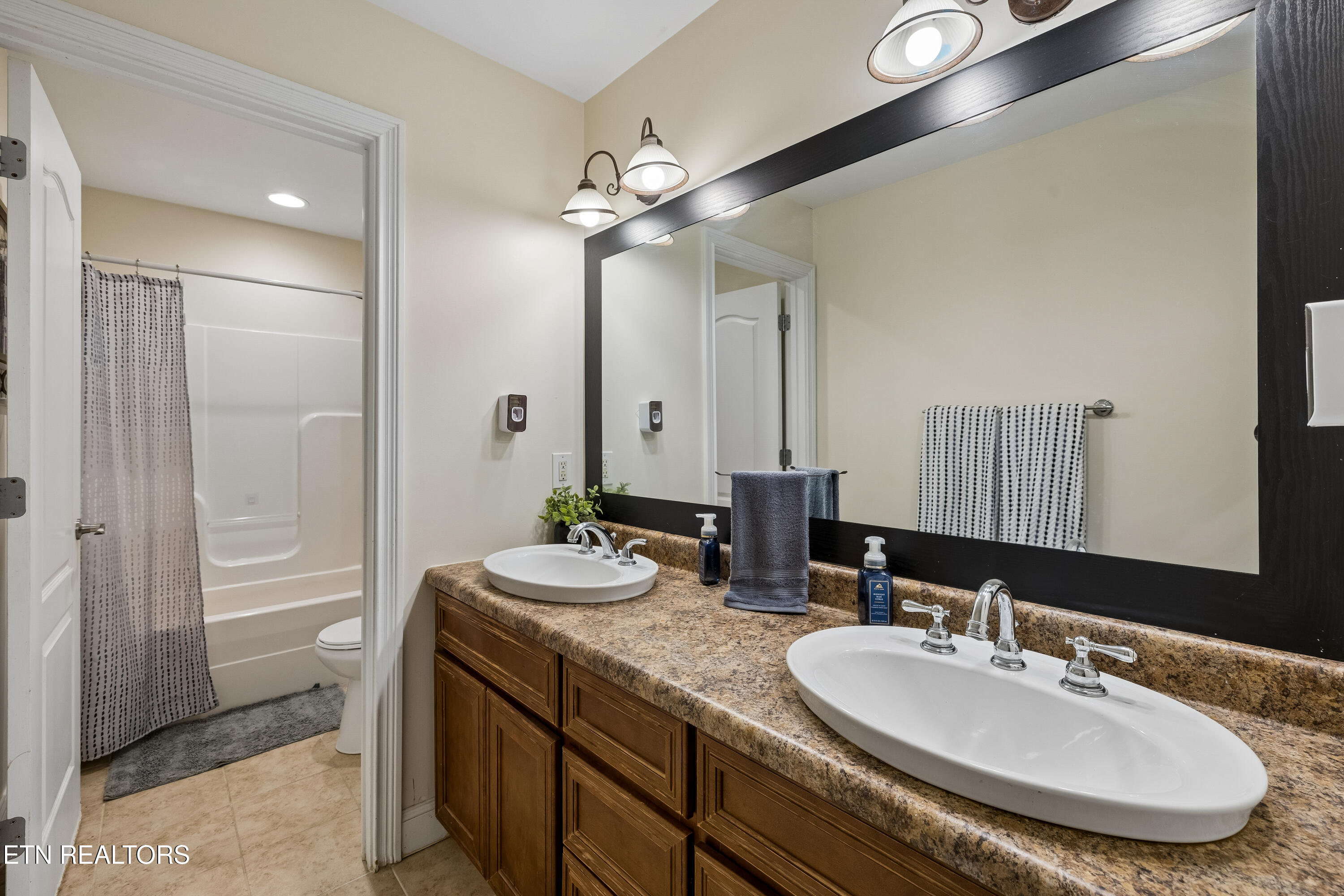 7009 Woodington Court Knoxville TN 37921