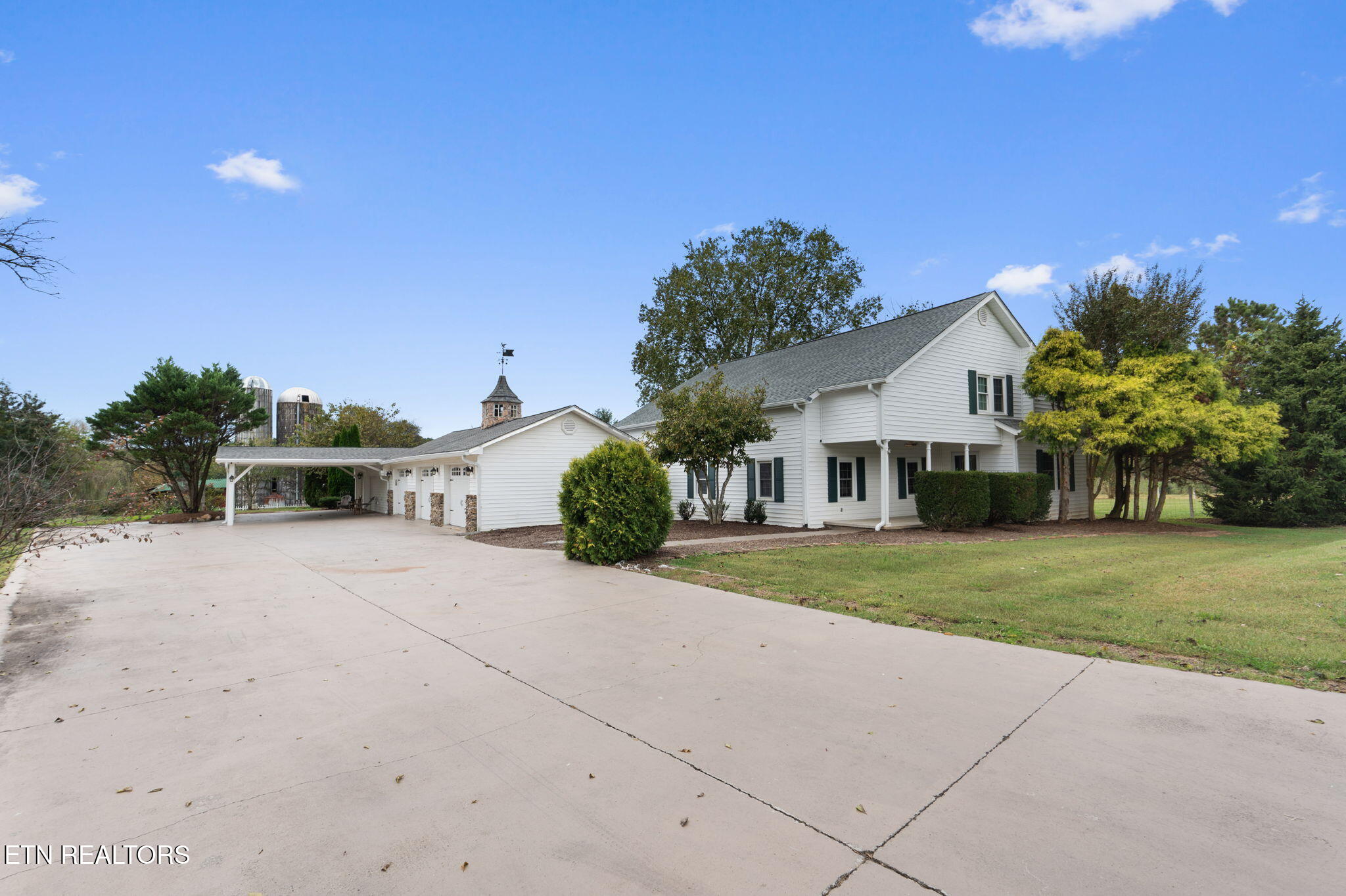 852 County Road 422 Englewood TN 37329
